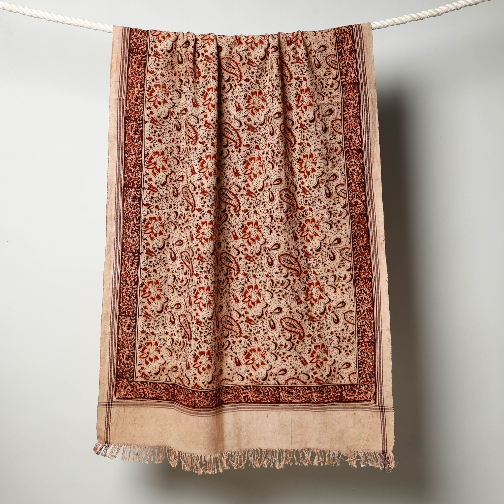 PITCHUKA SRINIVAS KALAMKARI PEDANA Beige - Pedana Kalamkari Block Printed Handloom Cotton Towel - view 2