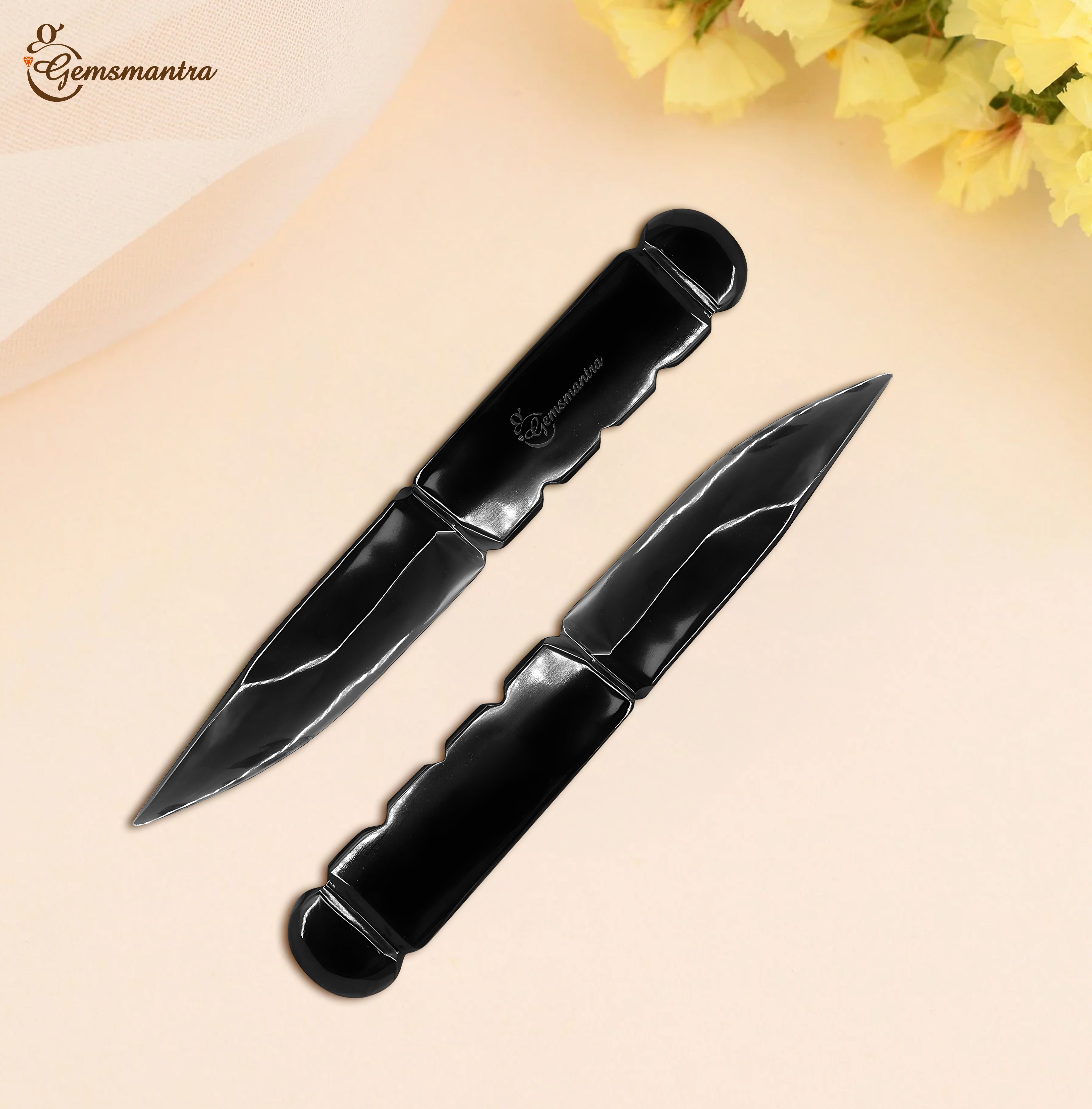 Gemsmantra The Black Obsedian Predator Knife