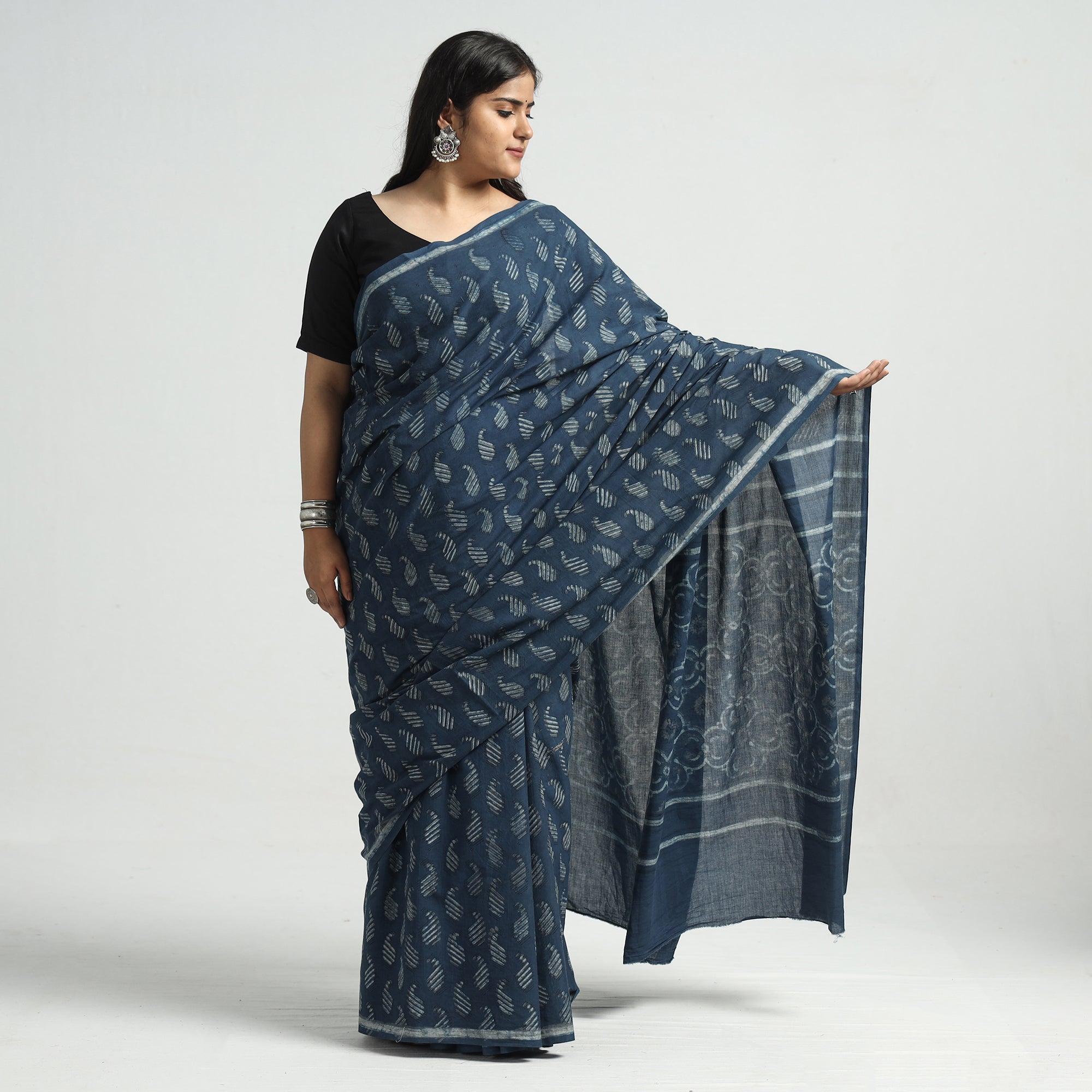 HAVELI CHRONICLES Blue - Akola Hand Block Printed Cotton Saree - view 2