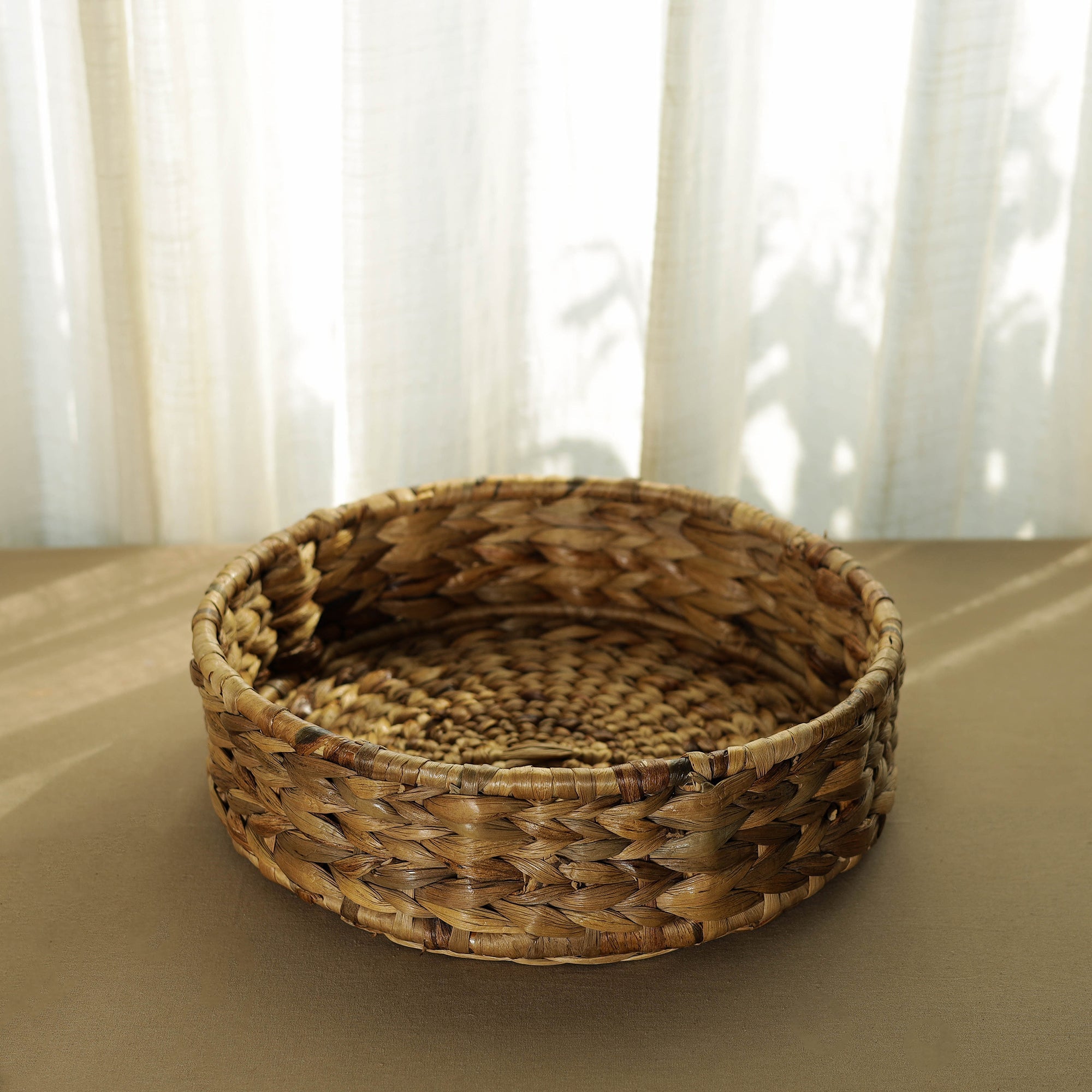 ASAMA Brown - Eco-Friendly Water Hyacinth Round Tray 03 - view 2