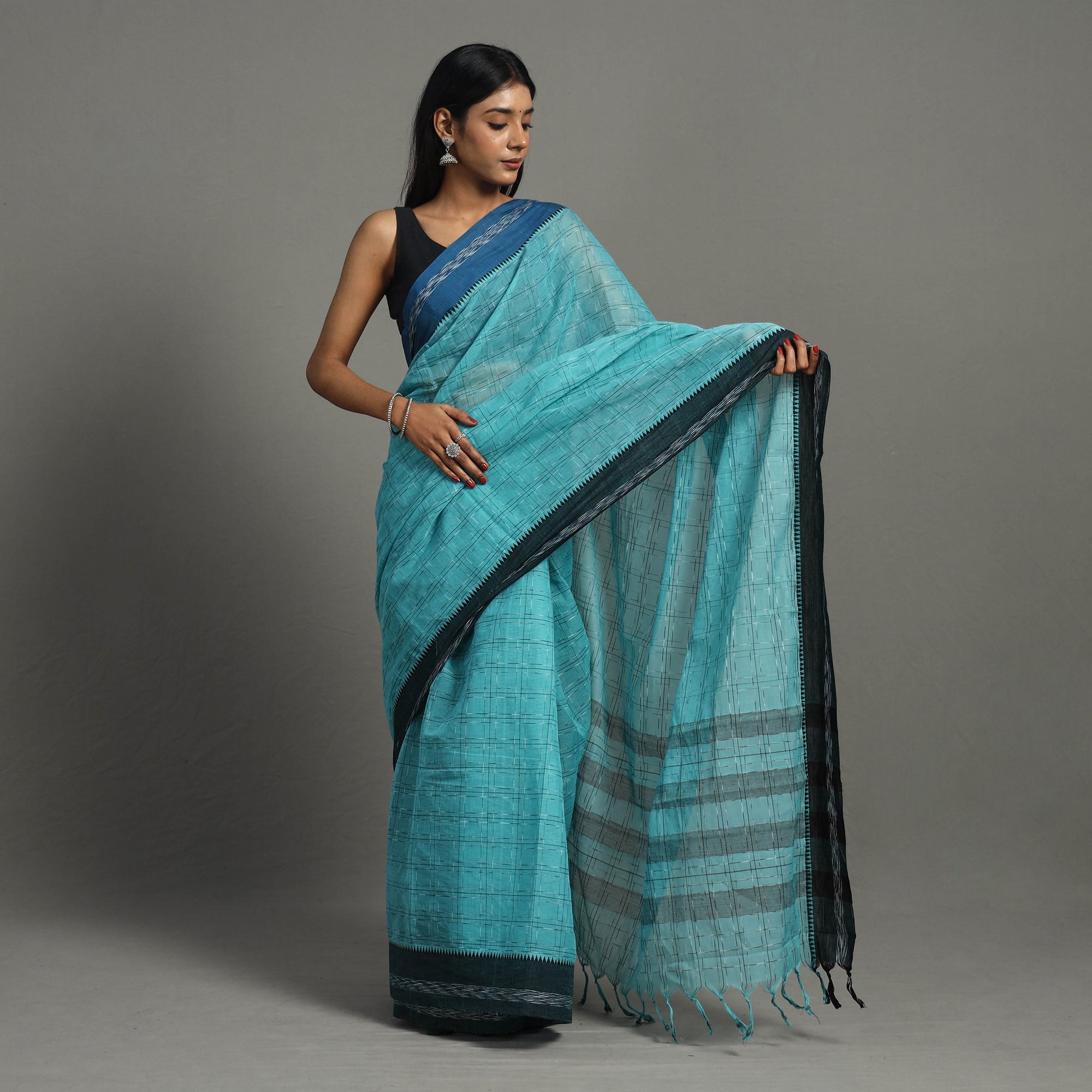CREYO Blue - Checks Cotton Handloom Saree 43 – Women's - view 2