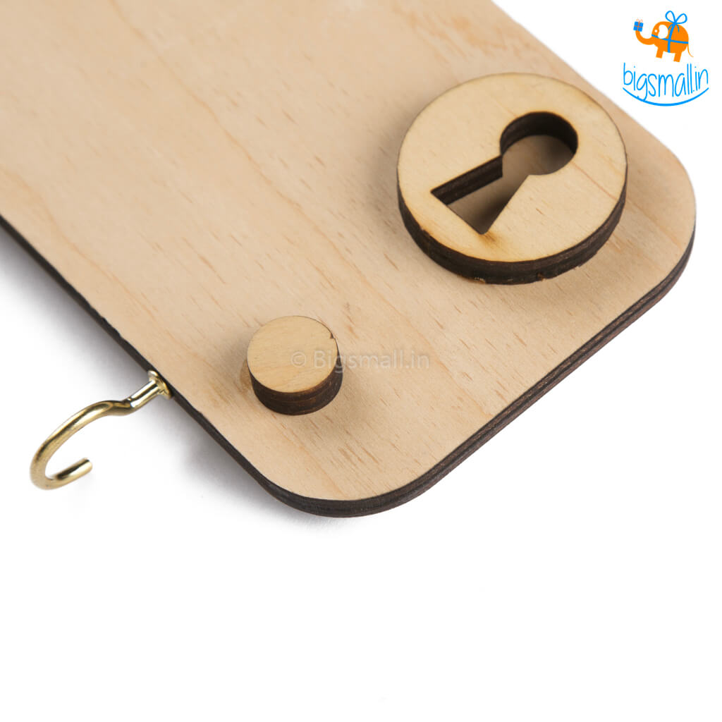 Bigsmall_cc Friends Wooden Key Holder - view 7