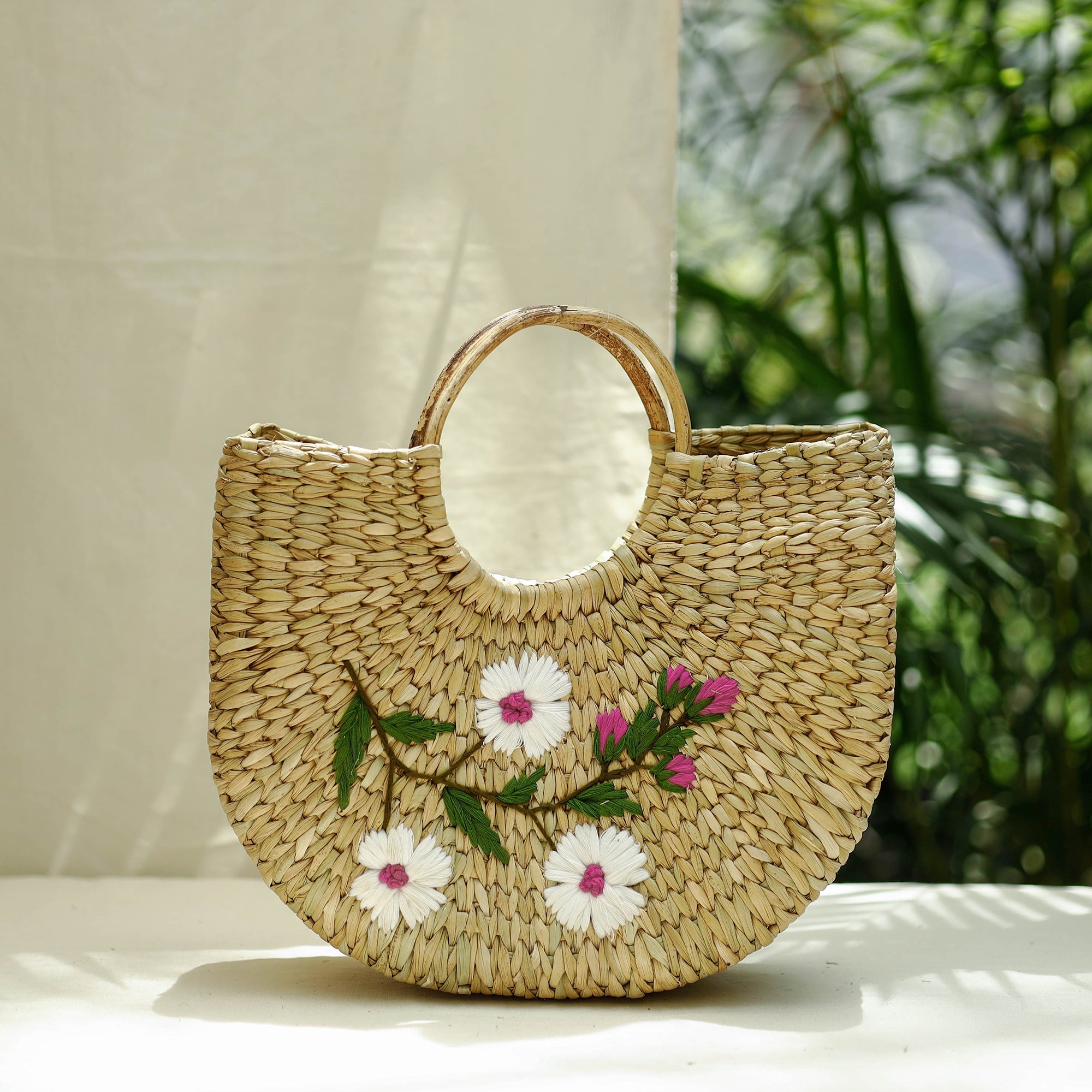 ITOKRI CRAFTS INITIATIVE Beige - Handcrafted Natural Water Reed Embroidered Hand Bag