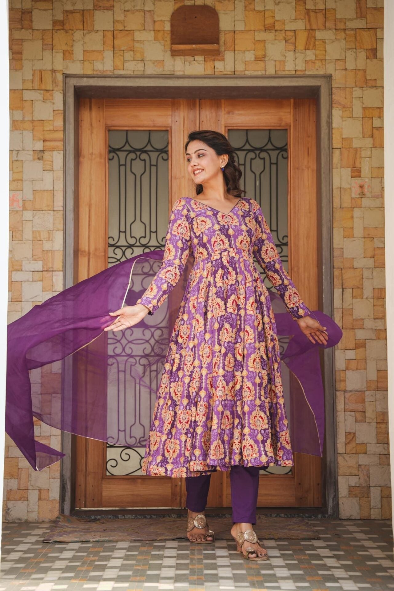 Idaho-o Pranavi Purple Heavy Suit Set - view 4