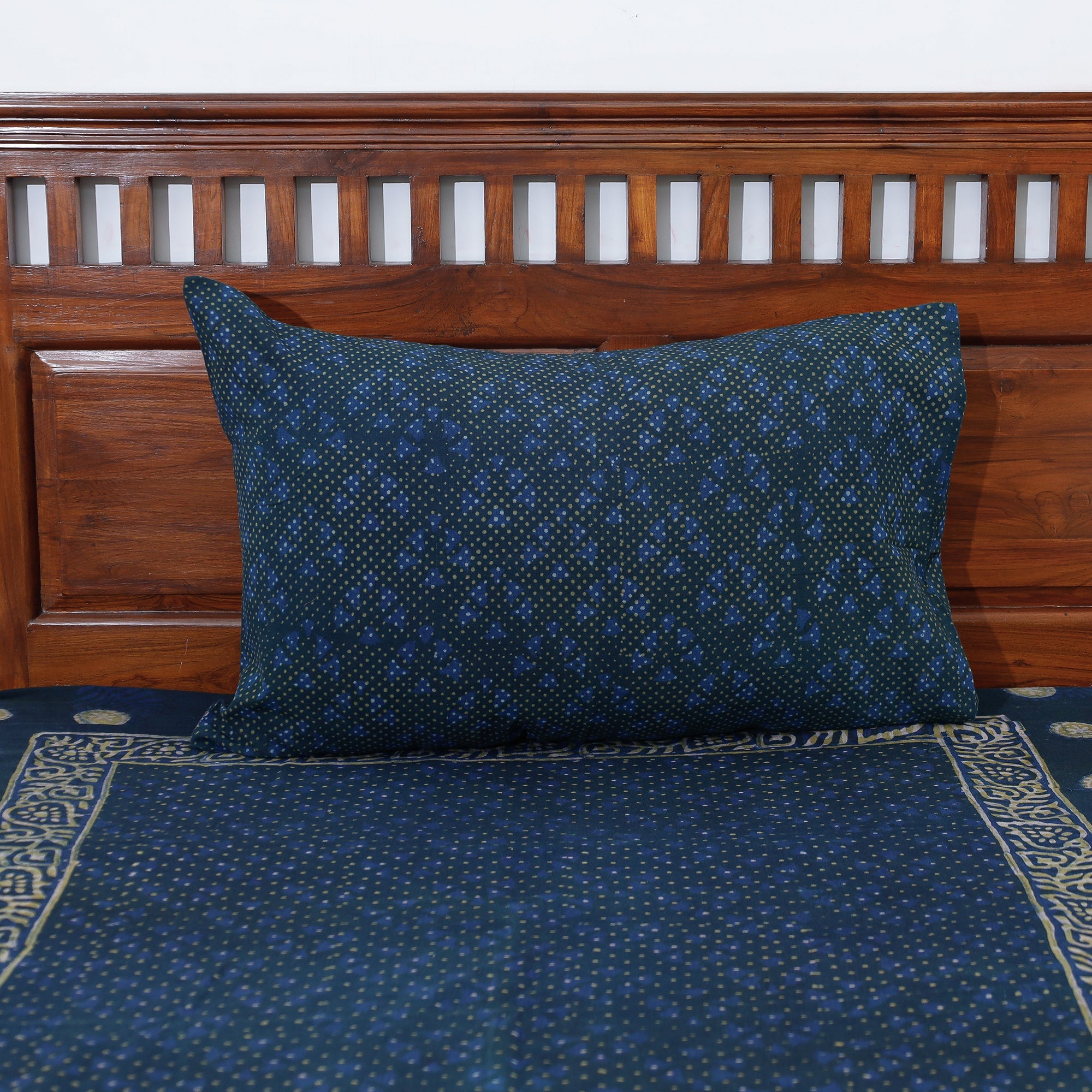 AHA VASTRA HANDLOOM Blue - Akola Block Printing Jhiri Handloom Cotton Single Bed Cover (97 x 59 in) - view 2