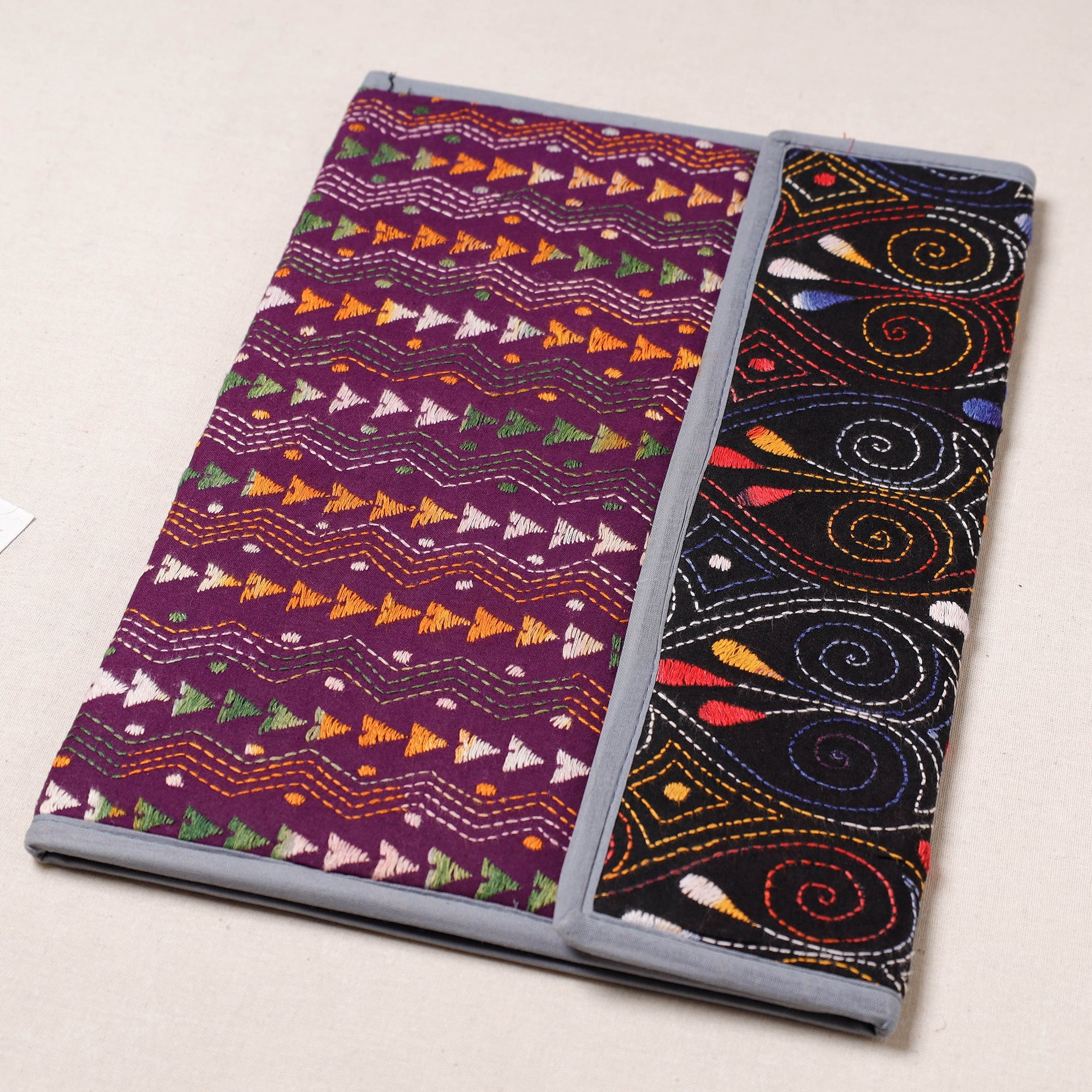 ASALKAAR Bengal Kantha Work Handcrafted File Folder - view 2