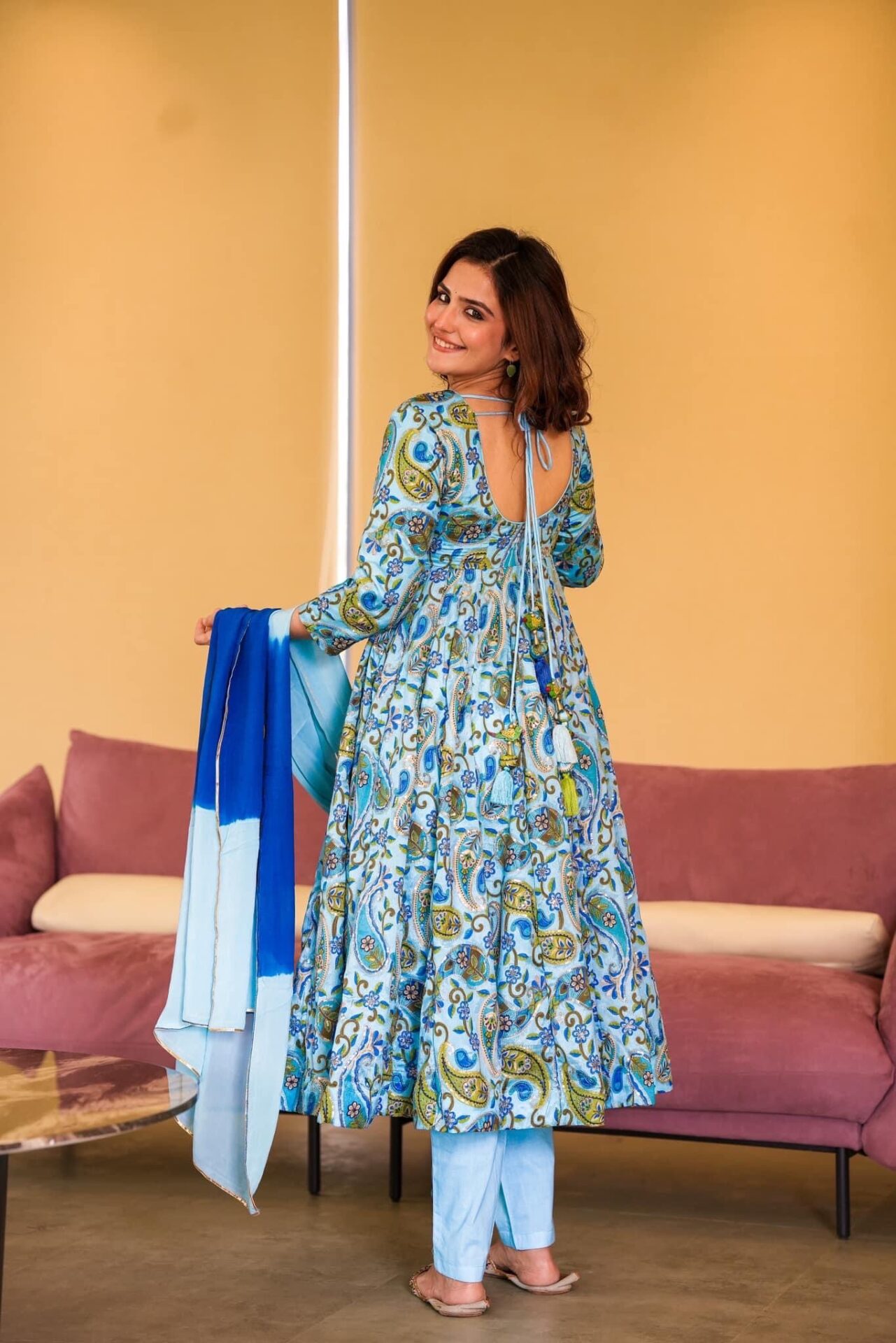 Idaho-o Raabta blue embroidered suit set - view 5