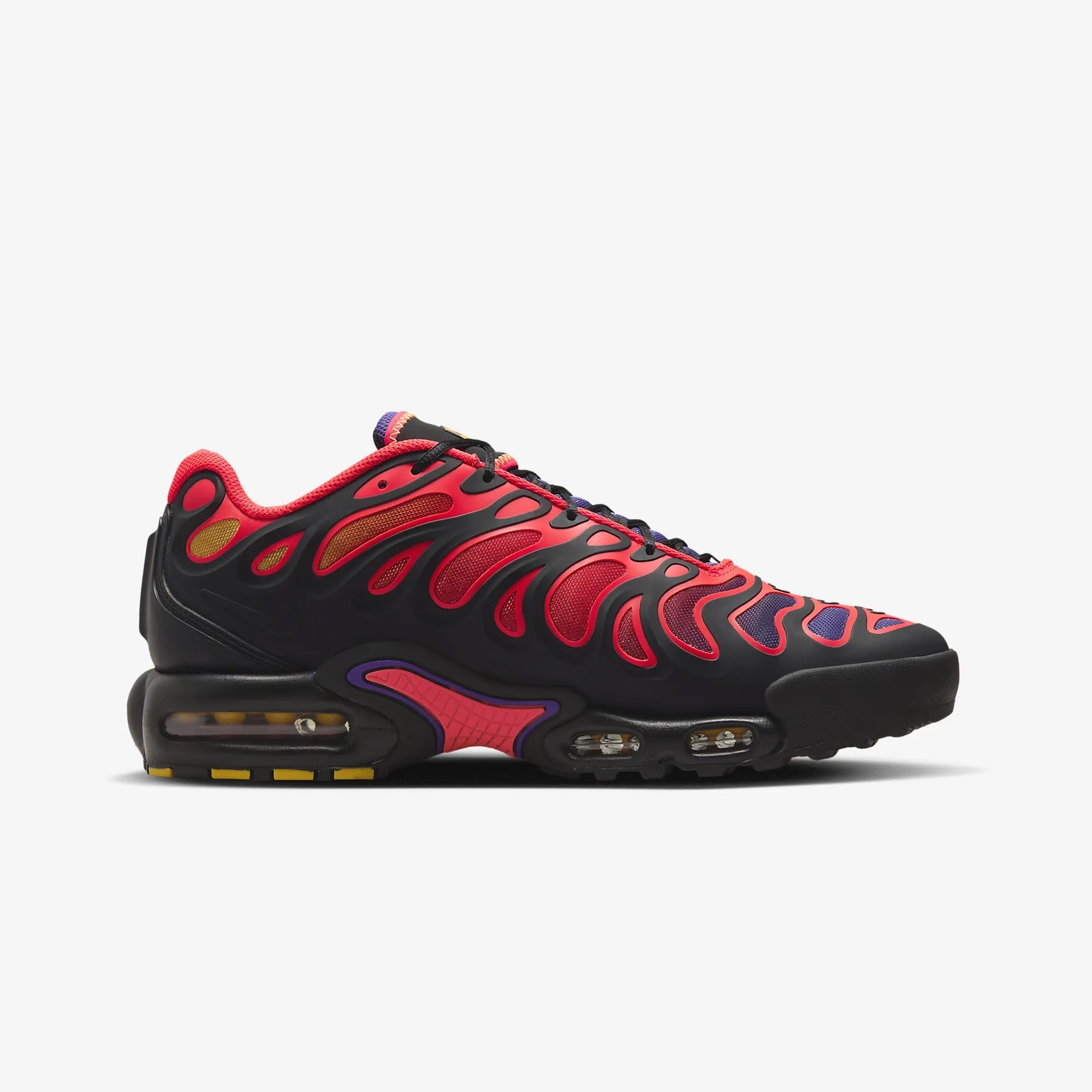 Nike | AIR MAX PLUS DRIFT { BLACK/BRIGHT CRIMSON-FIELD PURPLE