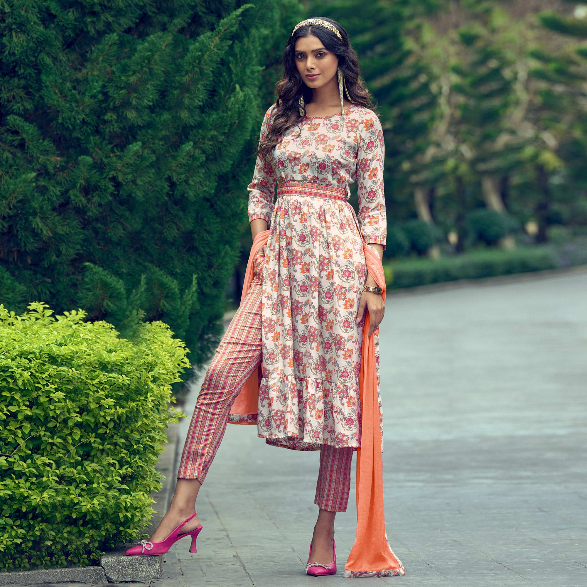 Peachmode Seller Cream Printed With Mirror Work Rayon Naira Cut Suit