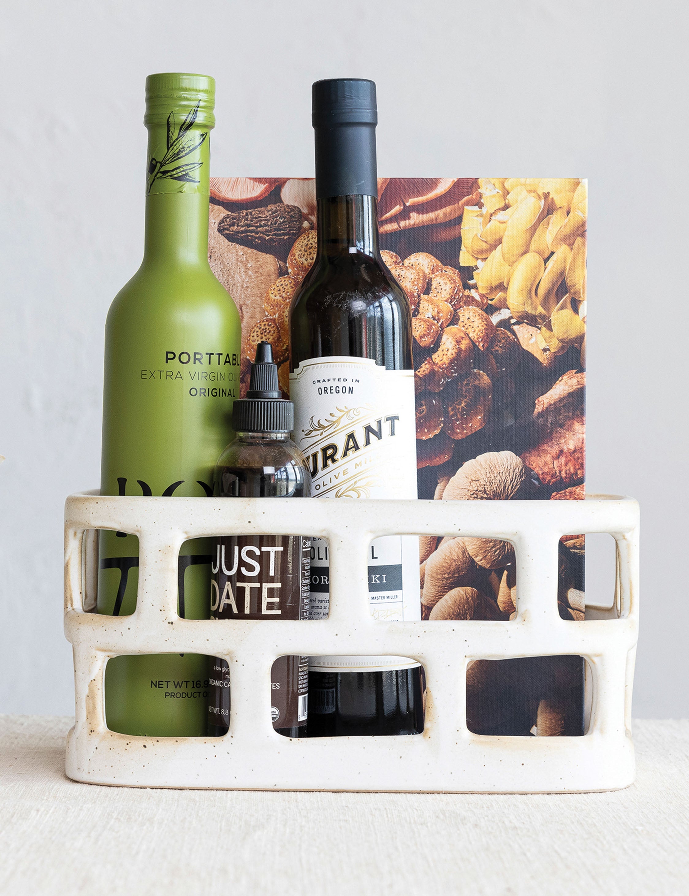 Lulu and Georgia Benning Stoneware Basket – White