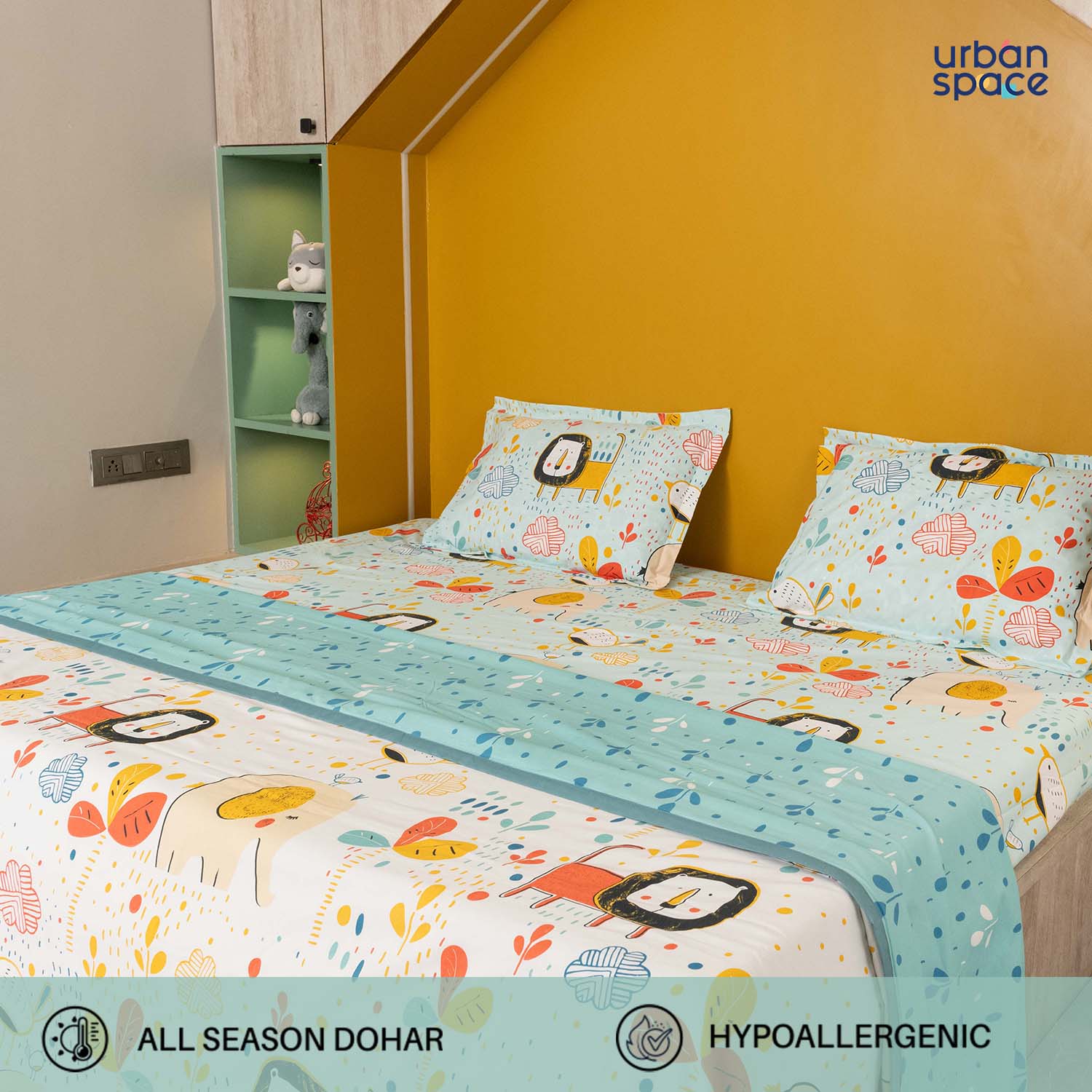 Urban Space -Home Furnishing Store Microfiber Cotton Reversible Dohar / AC Blanket for Bedroom - Lion King Off White