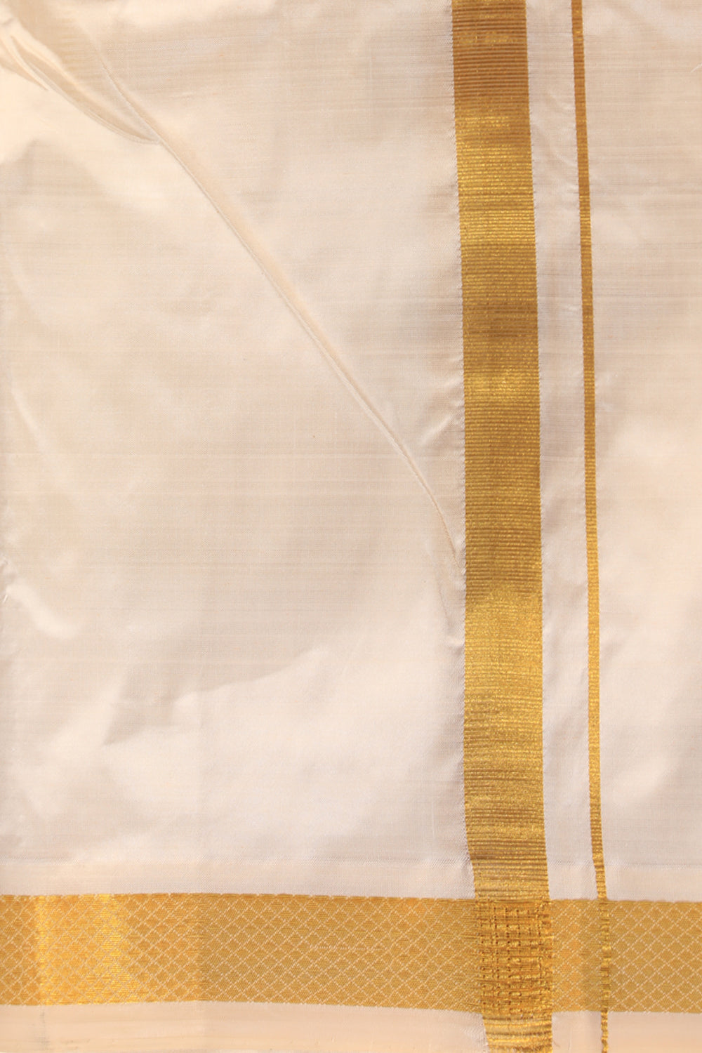Kalanjali Kanchi Silk Ivory Off-White Dhoti With Kanduva (8 X 4) - view 2