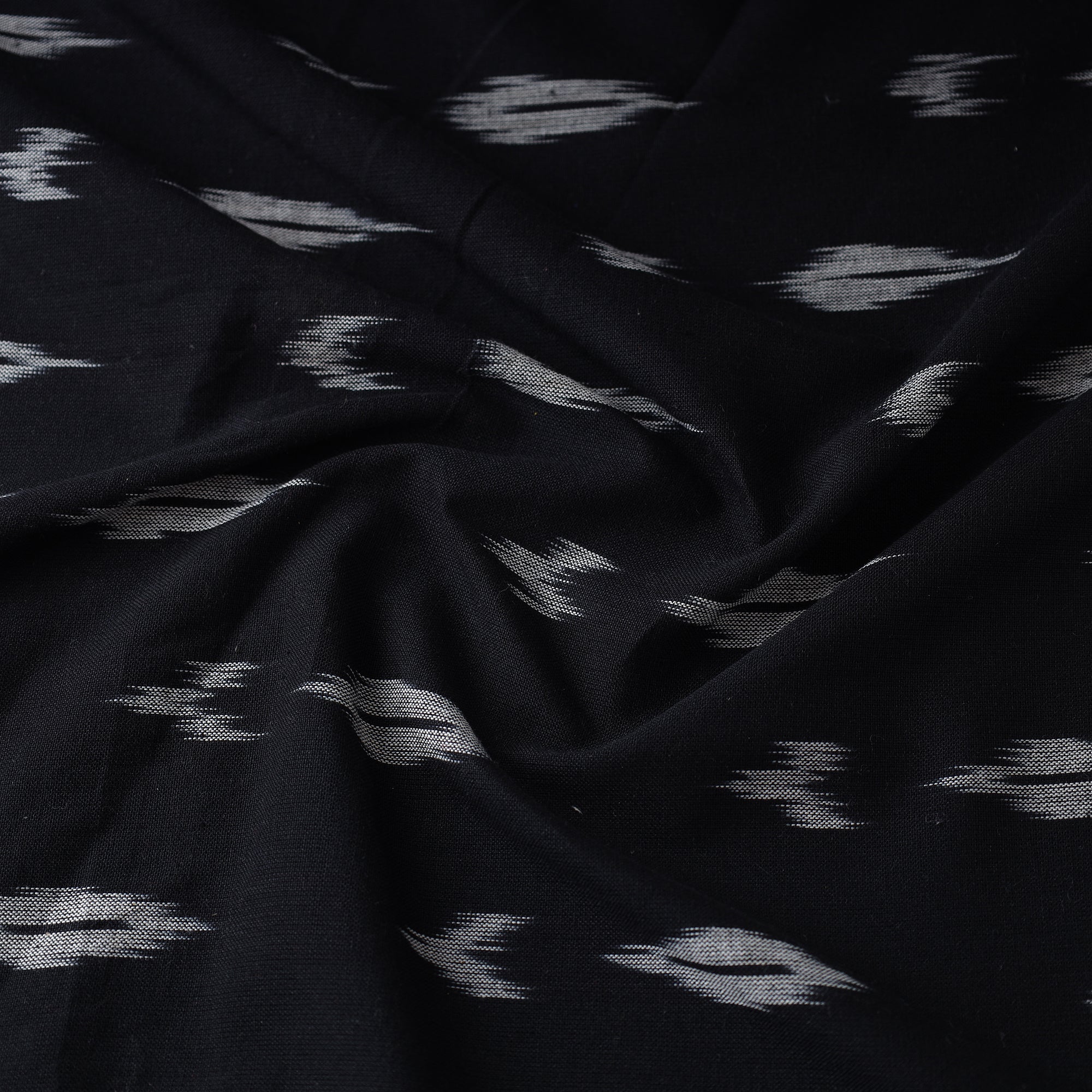 SOUTH KARGHA Black - Pochampally Ikat Weave Cotton Fabric 21 - view 3