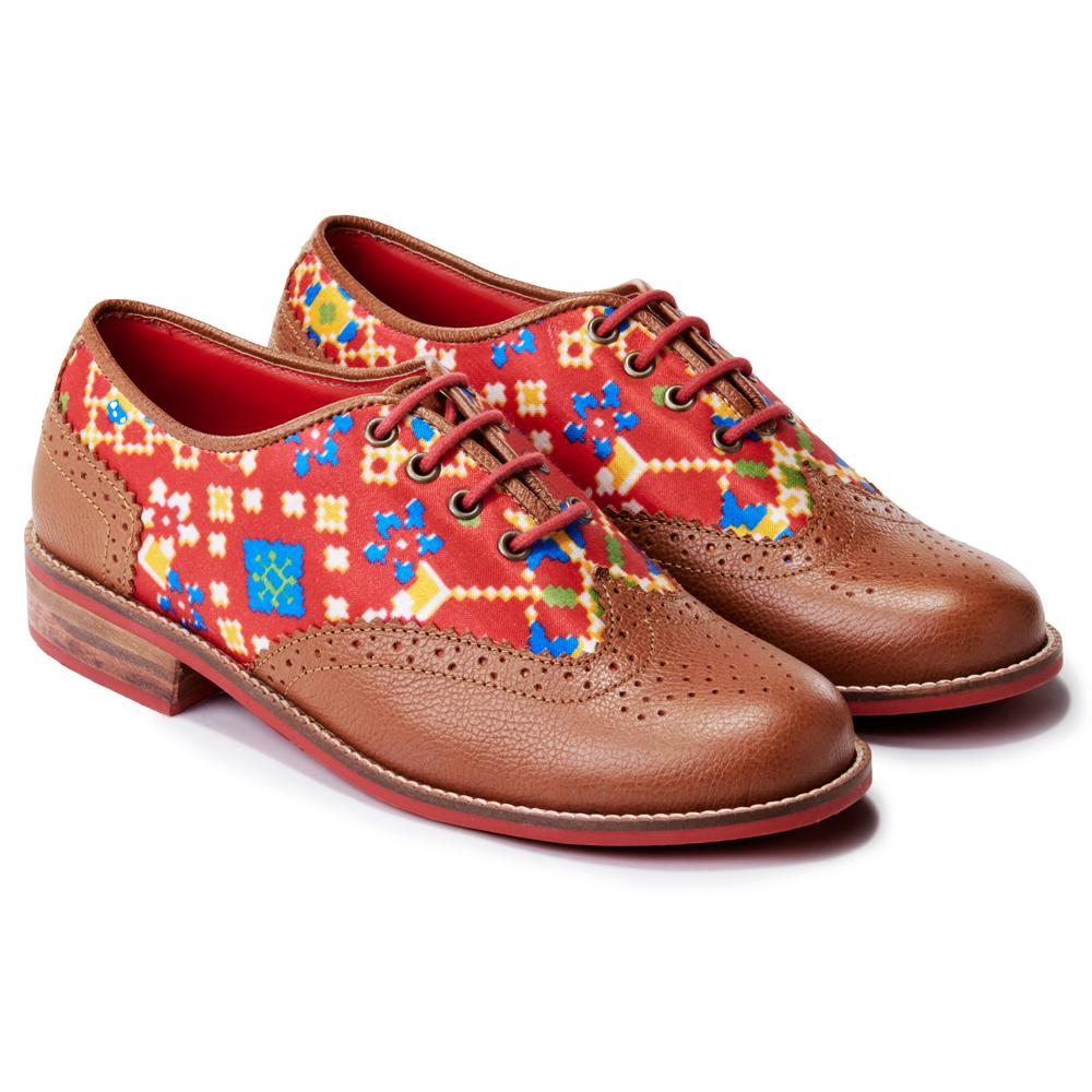 Banjaaran India Patola Brogues Women – Crimson