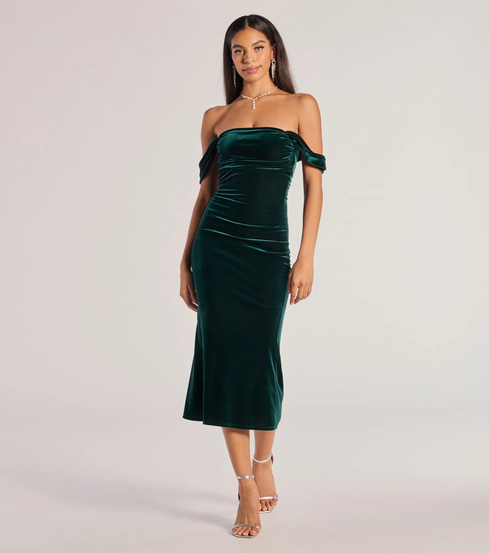 Windsor Regal Moment Off-The-Shoulder Velvet Midi Dress