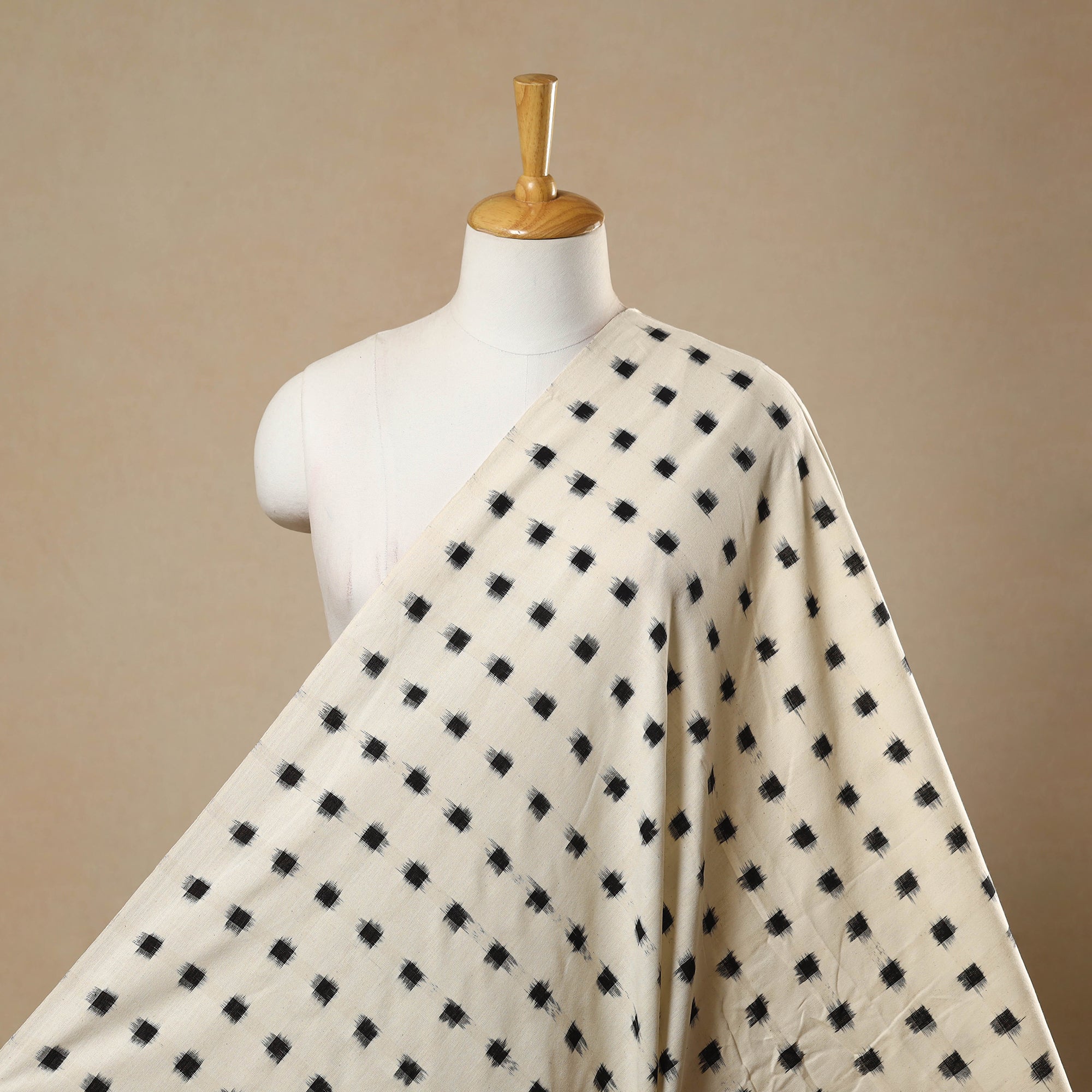 SOUTH KARGHA Beige - Handloom Cotton Pochampally Double Ikat Fabric 08