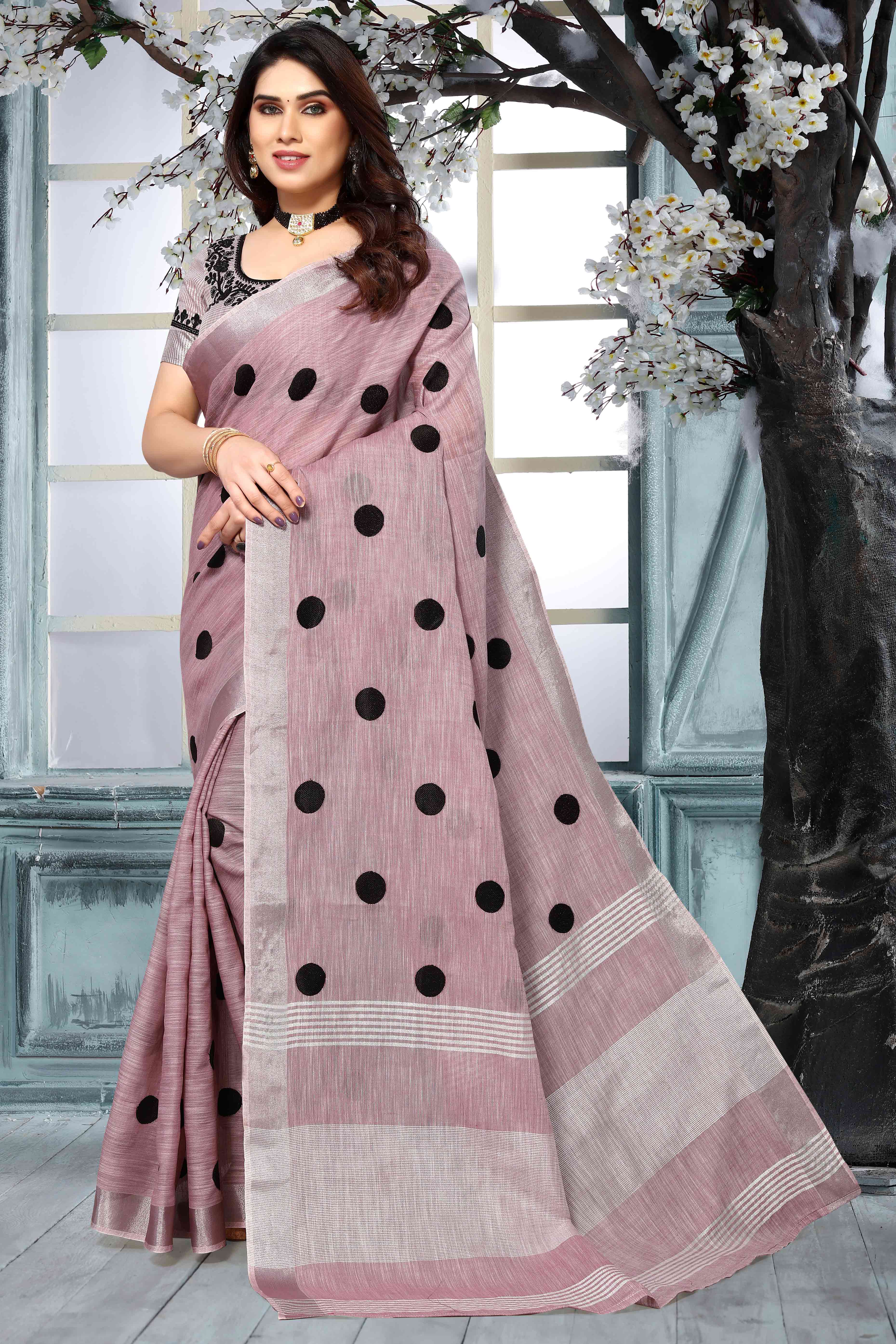 Peachmode Mauve Embroidered Linen Cotton Saree With Zari Border