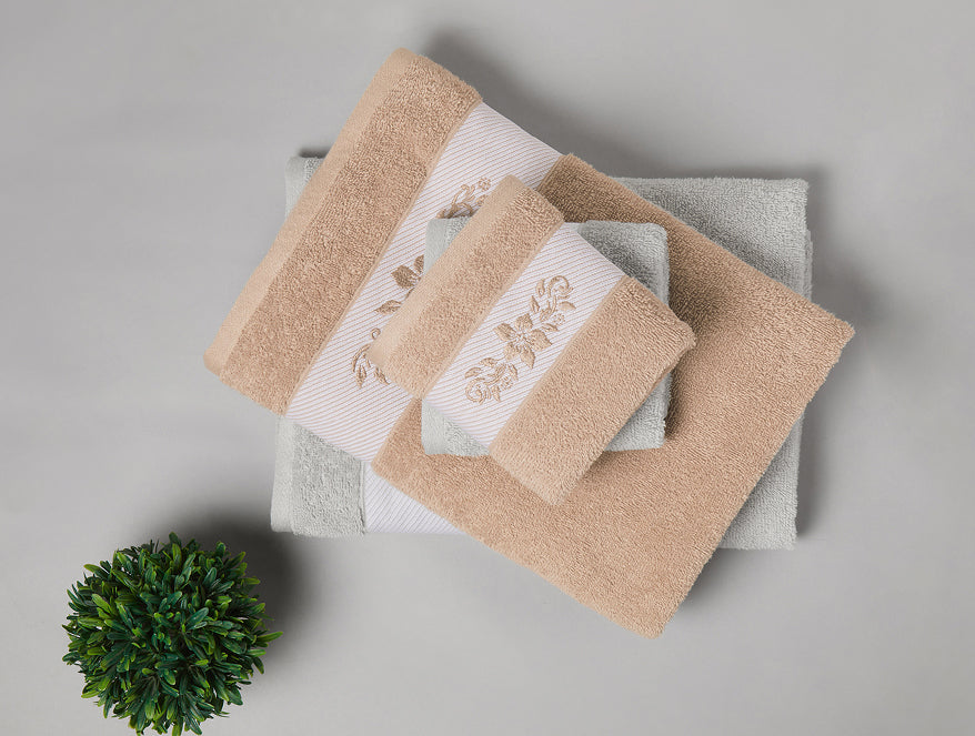 Spaces India Solid Light Grey 100% Cotton Towel Combo - Aurum By Spaces - view 4