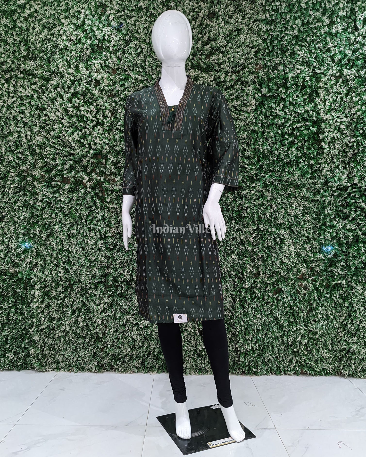 IndianVillèz Green Pochampally Ikat Designer Cotton Kurti