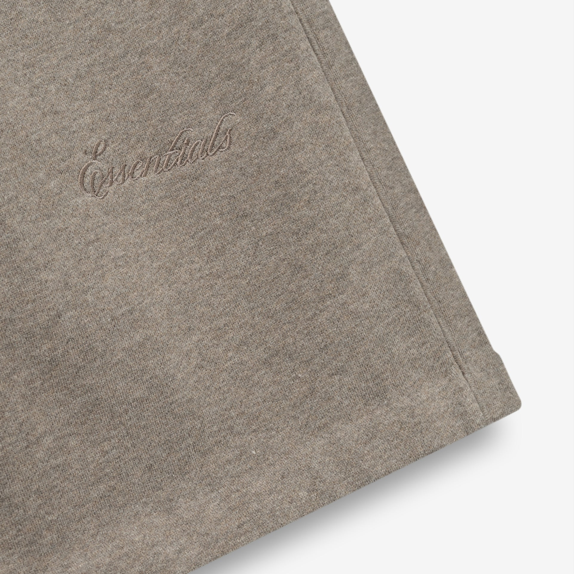 Fear Of God Essentials SS25 Relaxed Fleece Sweatshort With Piping Homestead Heather - view 2