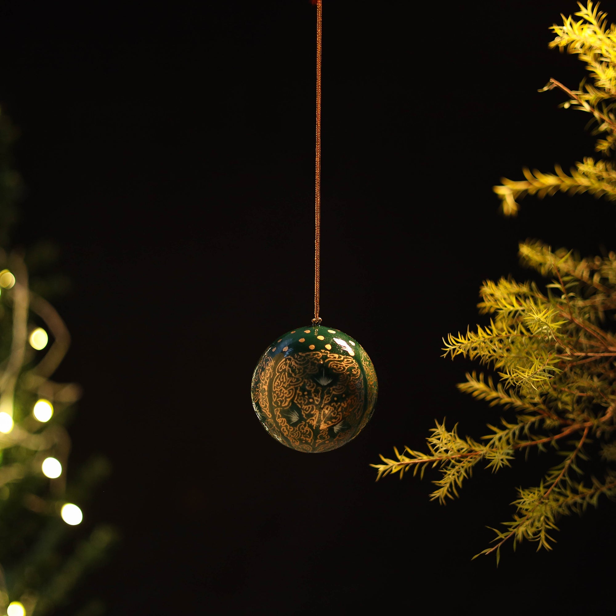 CRAFTVERA Ball - Kashmir Handpainted Christmas Ornament 10 - view 2