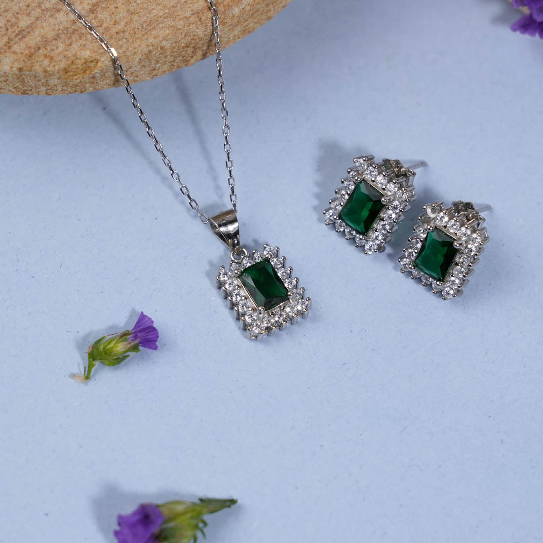 Prinjal Jewellers Silver Set Chain Rectangular Pendant with Earrings with Green Stones for Women