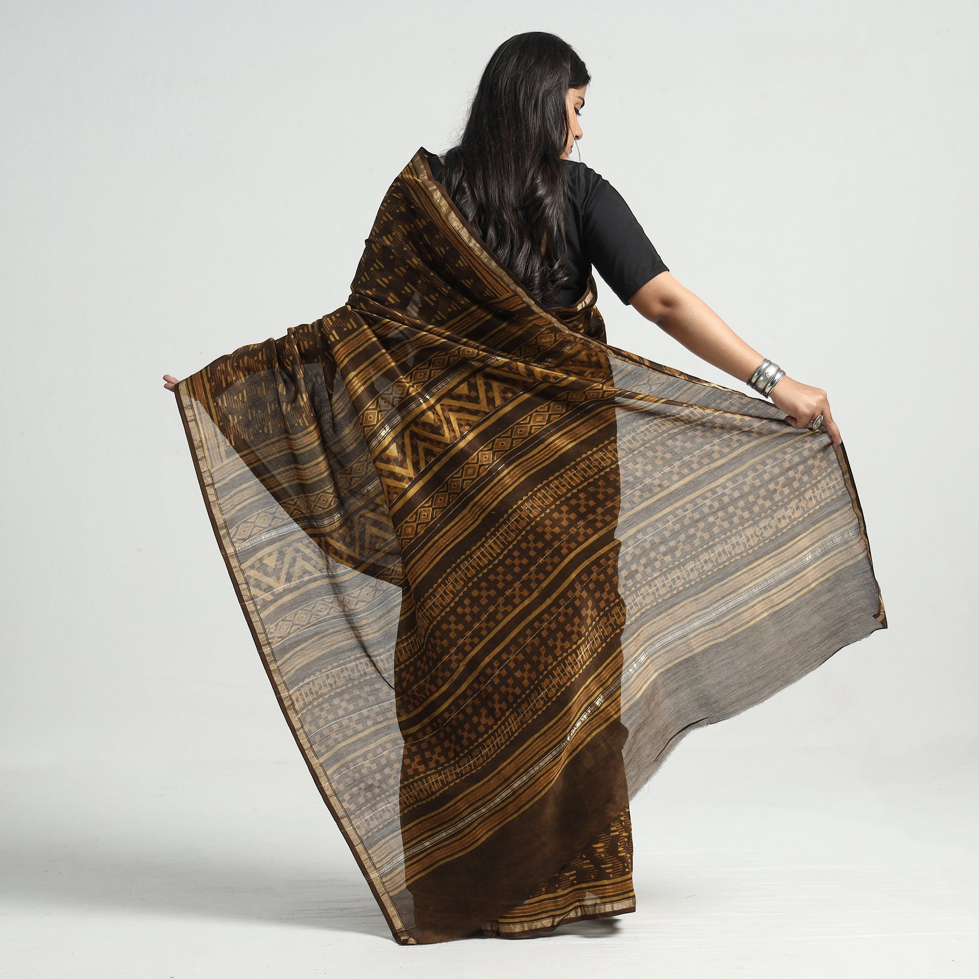 HAVELI CHRONICLES Brown - Akola Hand Block Printed Chanderi Silk Saree with Zari Border - view 6