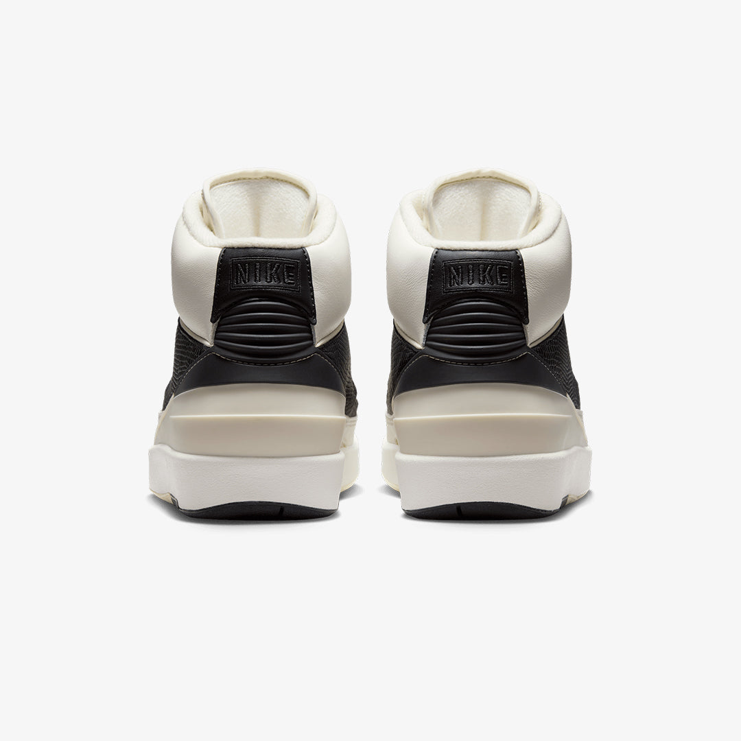 Jordan | AIR JORDAN 2 RETRO { SAIL/COCONUT MILK-BLACK - view 2
