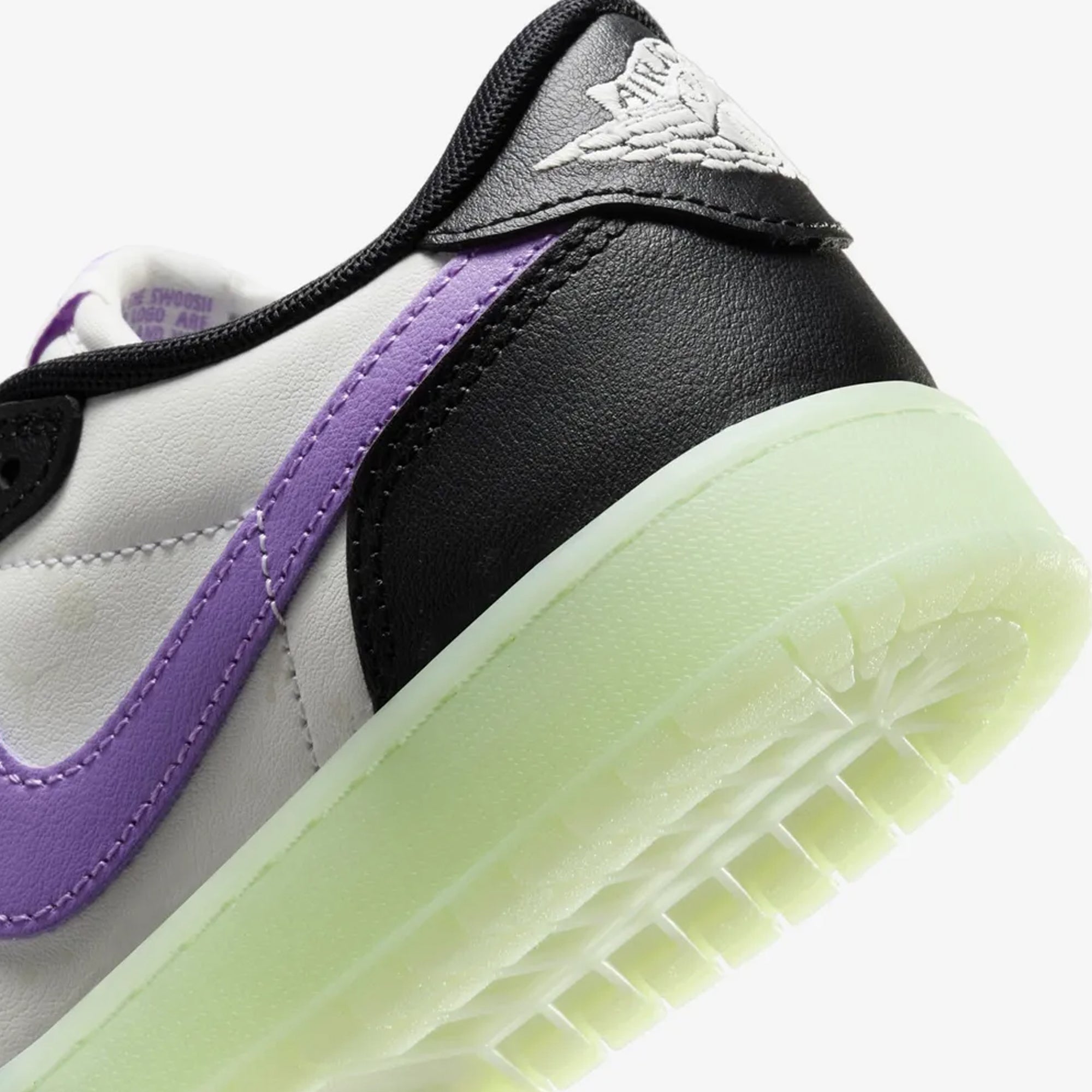 Jordan | Air Jordan 1 Low Retro (gs) { Black Raspberry - view 5