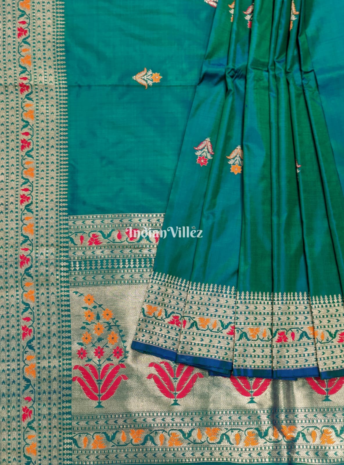 IndianVillèz Sea Green Banarasi Handloom Katan Silk Saree