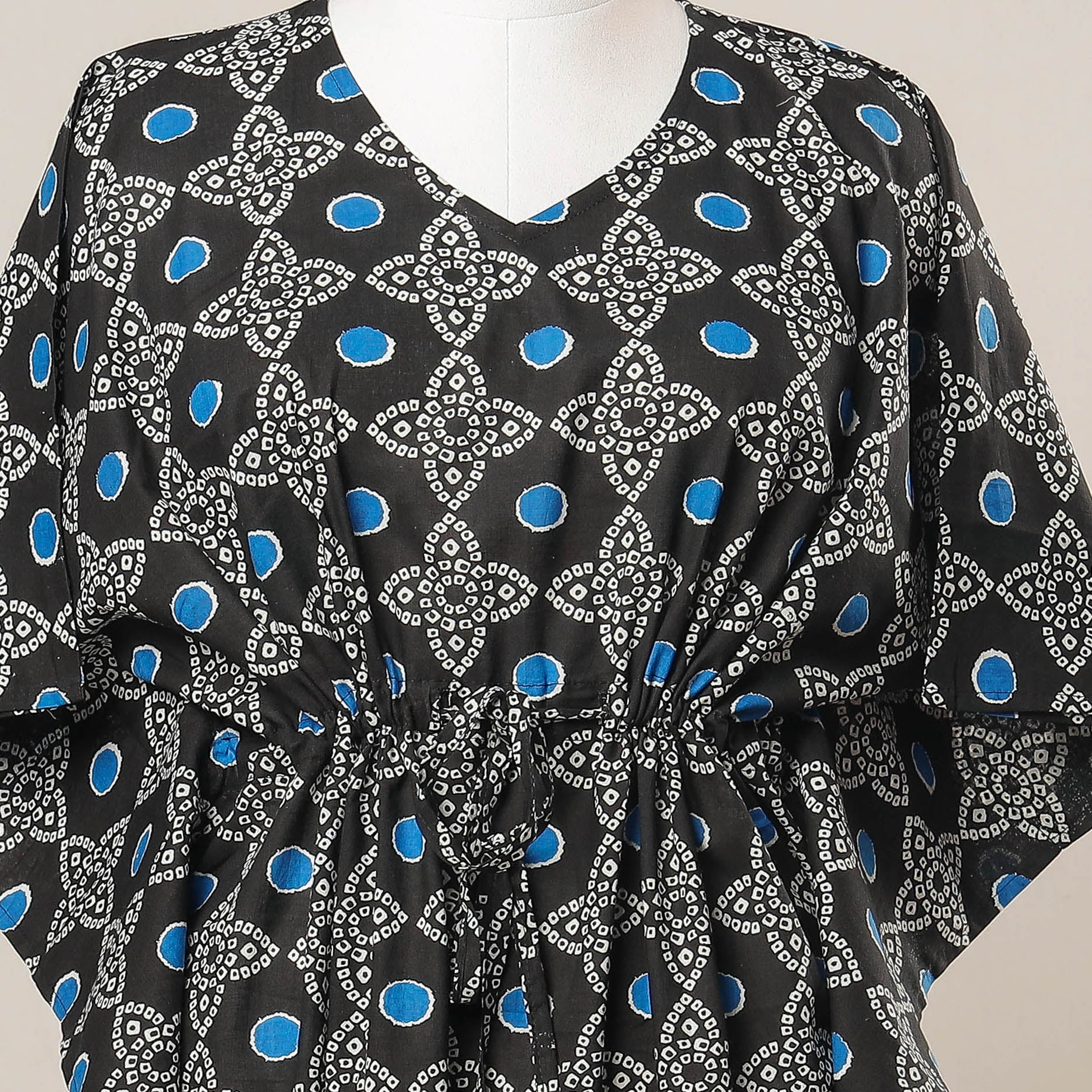 CHUTNEY CRAFT STUDIO Black - Sanganeri Printed Cotton Kaftan with Tie-Up Waist (Medium) - view 2