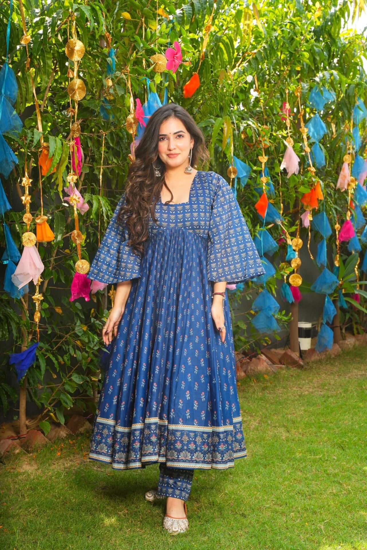 Idaho-o Jignasa blue chanderi suit set - view 4