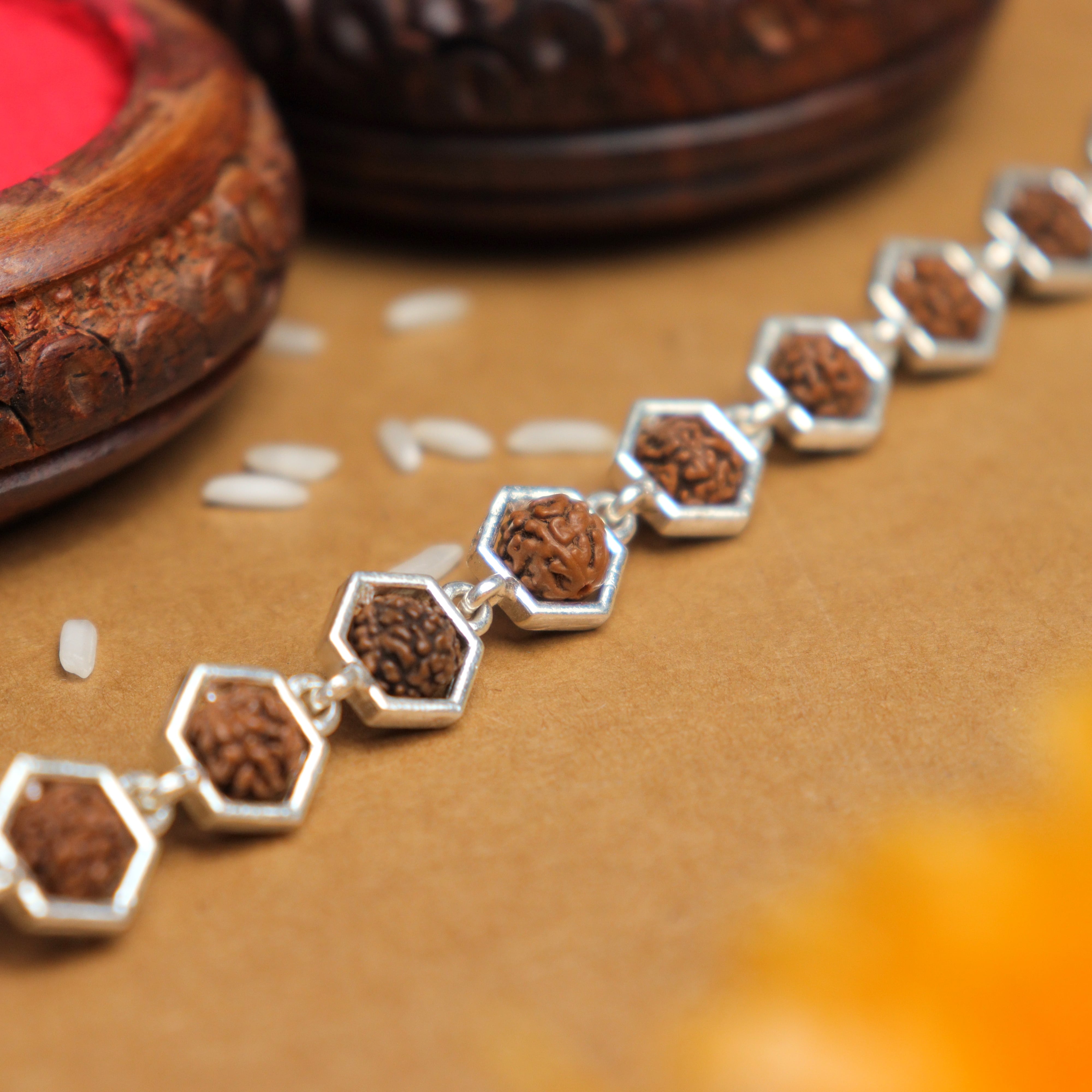 Prinjal Jewellers Silver Rakhi with Hexagonal Rudraksha Bracelet