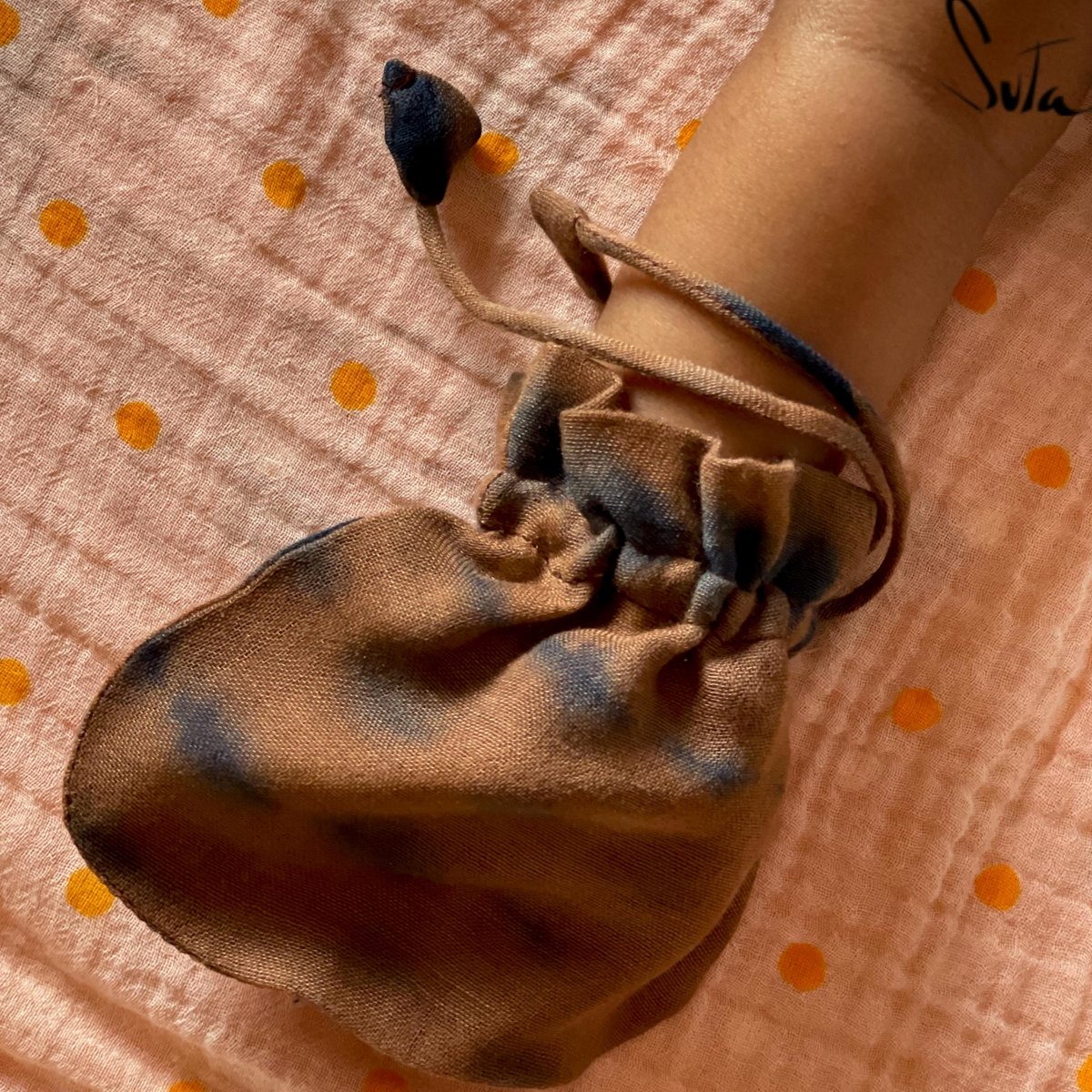 Baby choc-a-lot baby – suta.in Baby Choc-a-Lot (Baby Mittens)