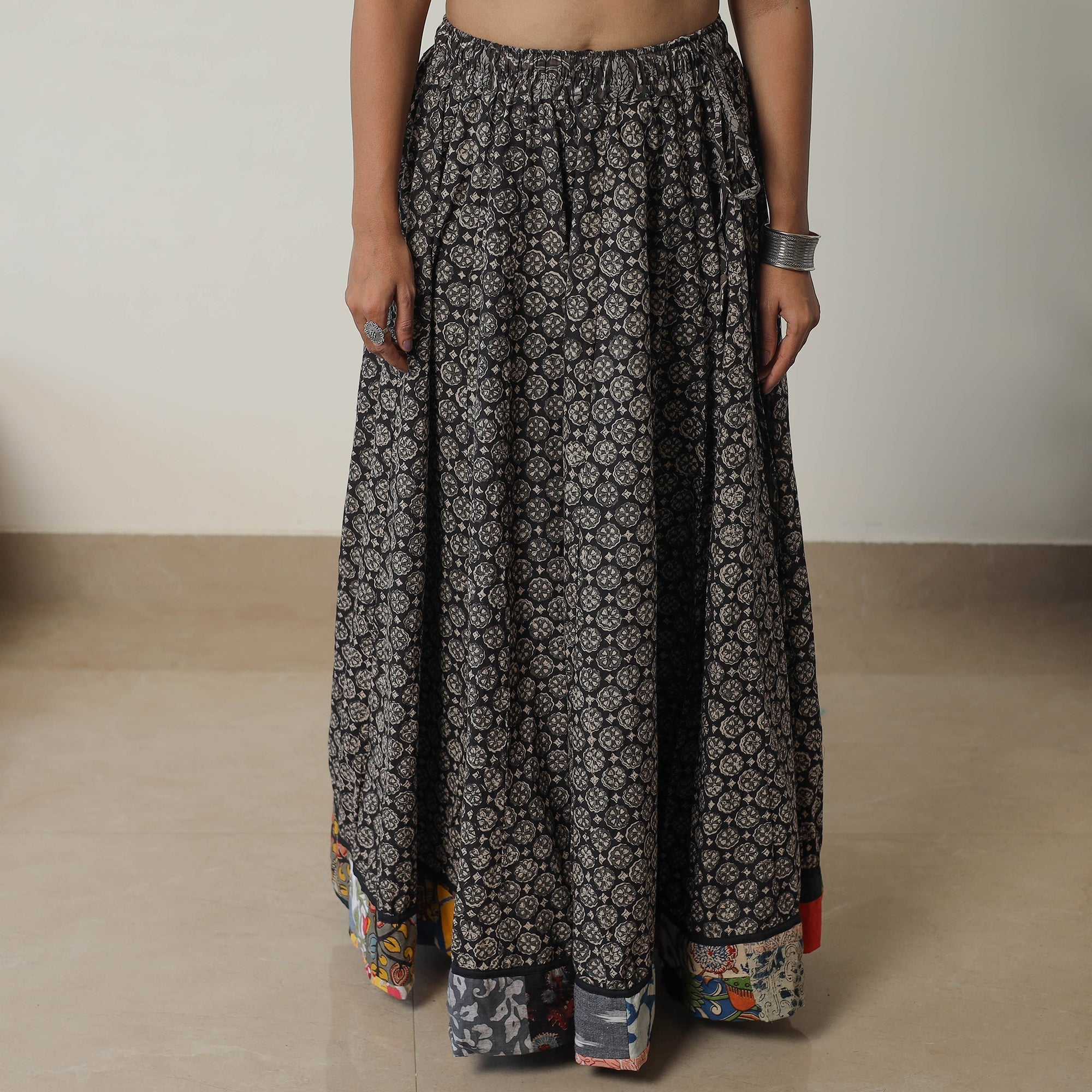 NOORI BAZAR Black - Bagru Block Printed 24 Kali Patchwork Cotton Long Skirt 09 - view 3