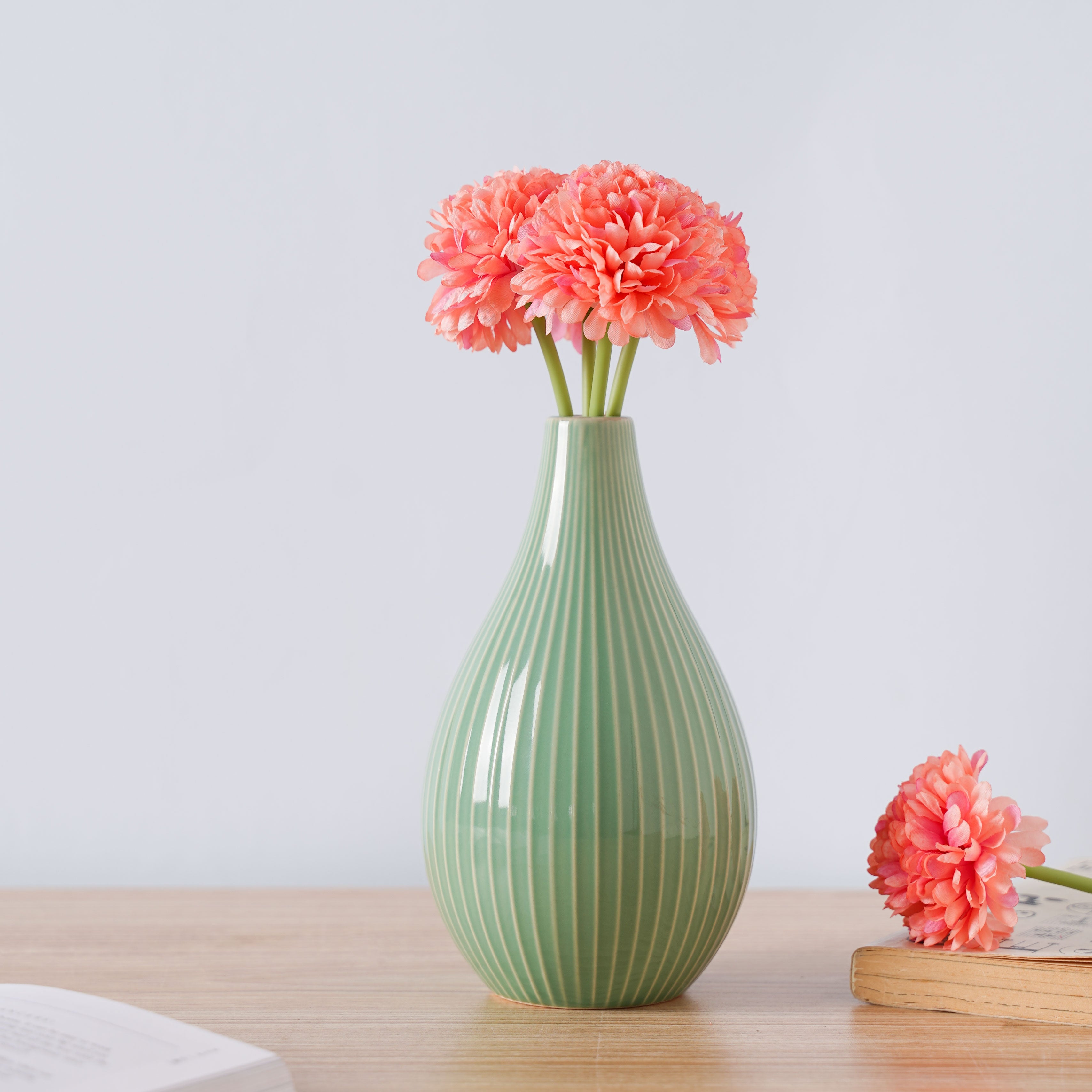 Nestasia Raindrop Ceramic Vase