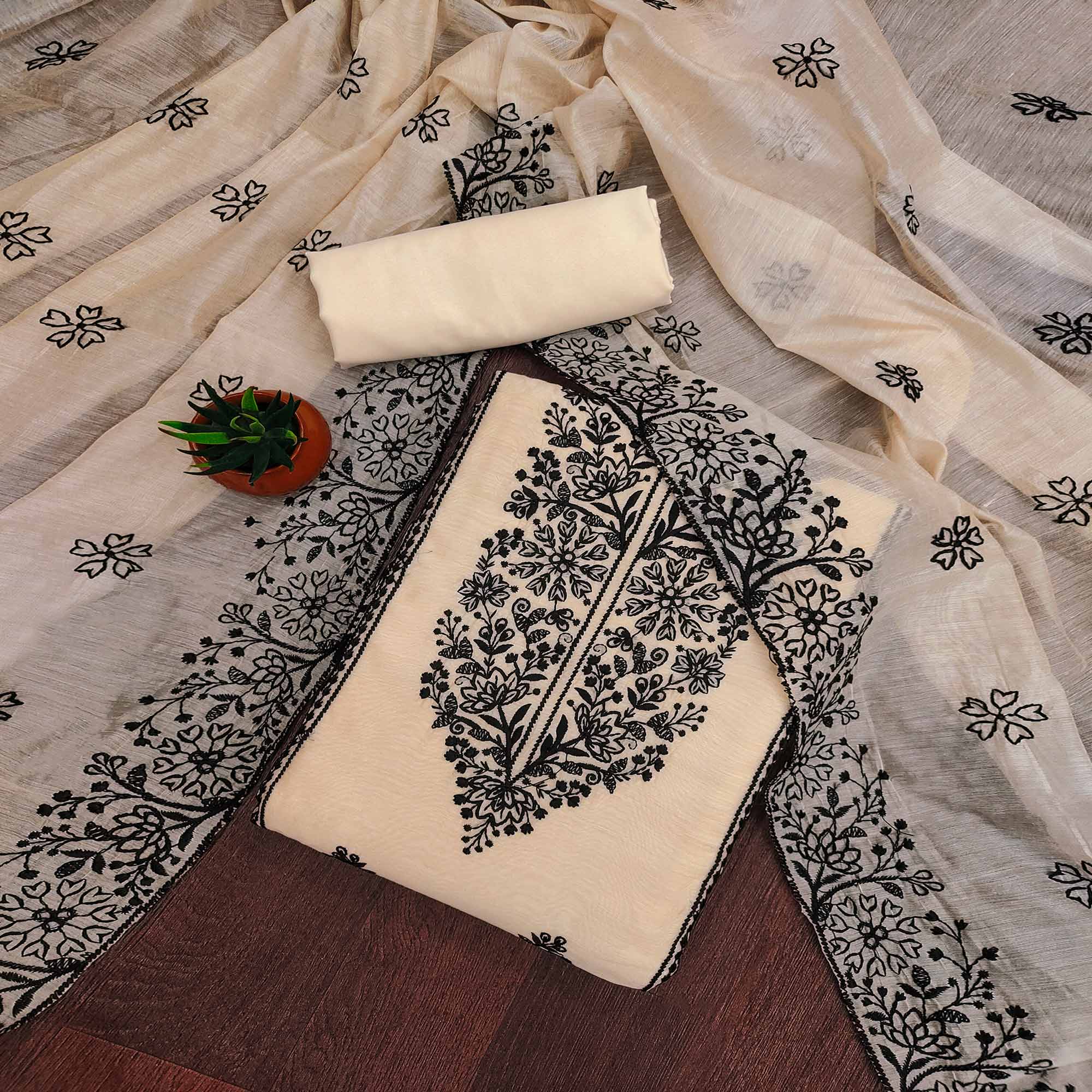 Peachmode Cream Floral Embroidered Chanderi Dress Material
