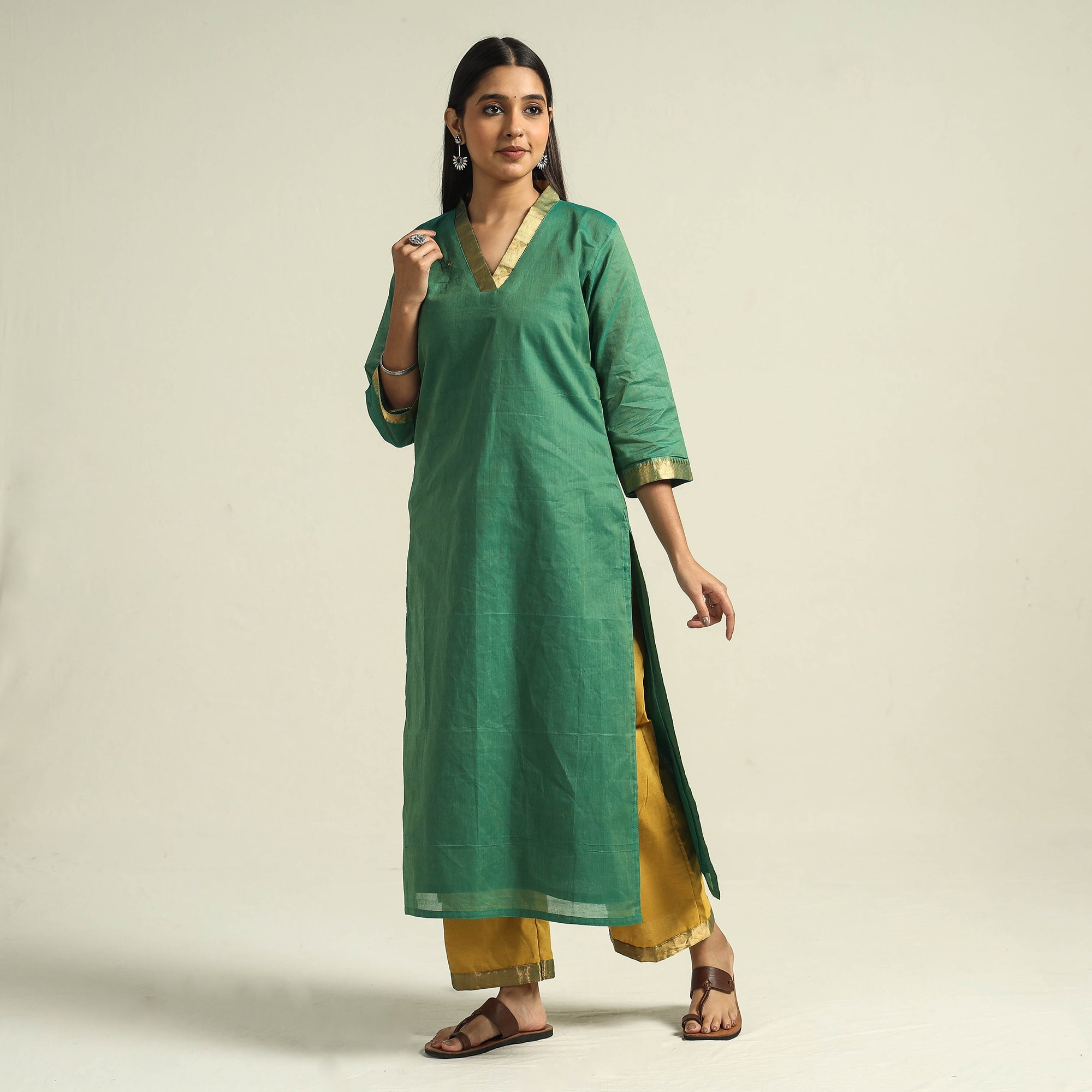 ITOKRI CASUALS Green - Mangalagiri Handloom Cotton Kurta with Palazzo & Dupatta Set - view 4