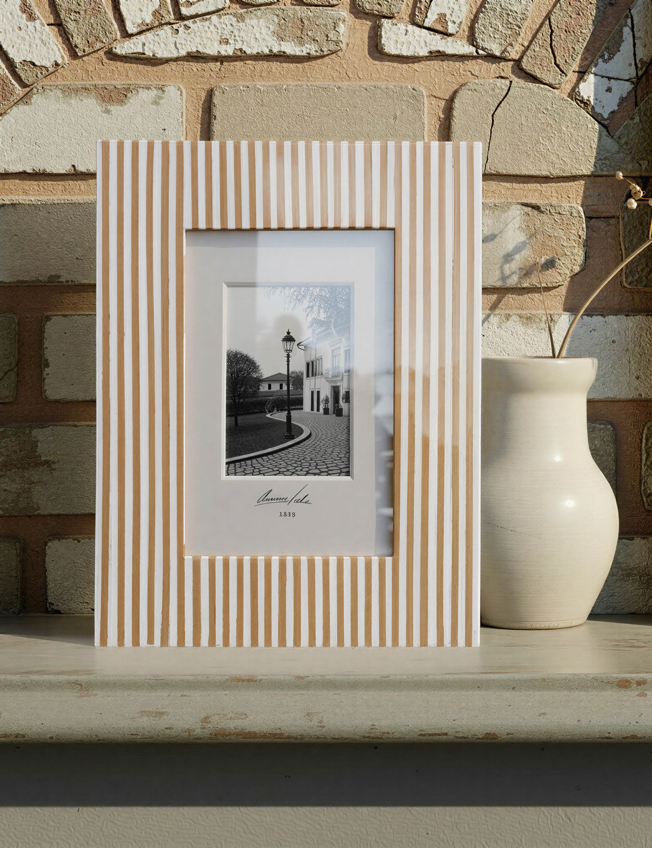 Lulu and Georgia Izara Picture Frame – Natural - view 2