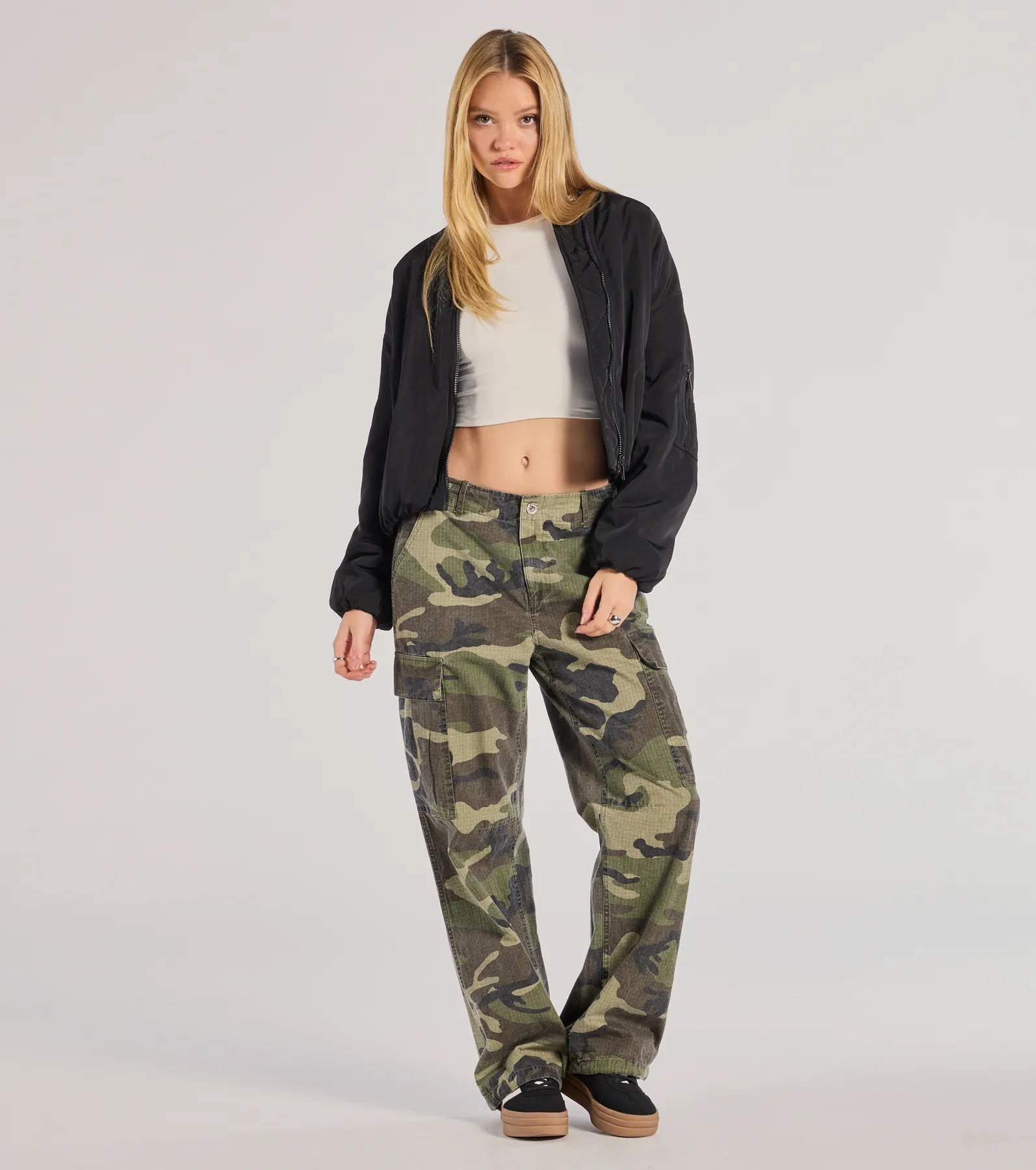 Windsor Cool Girl Energy Camo Cargo Pants – OLIVE