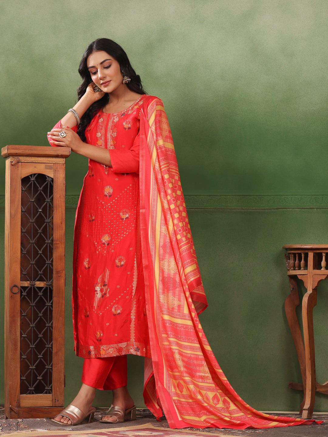 Fashor Ethnic Jacquard Straight Fit Kurta with Pant & Printed Dupatta - Coral Red - view 4