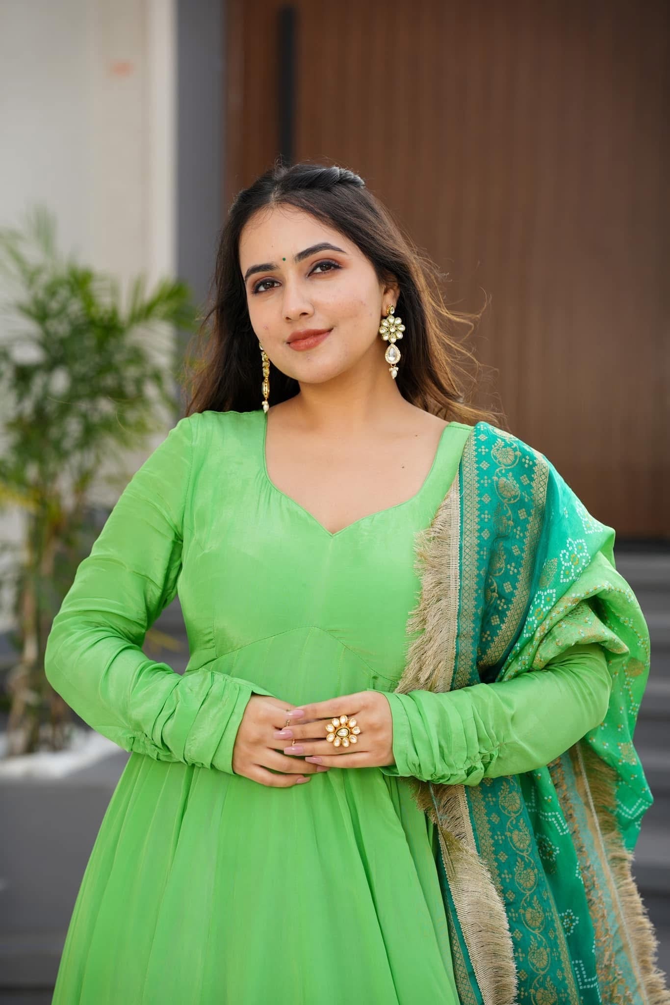 Idaho-o Zainab green crepe suit set - view 2