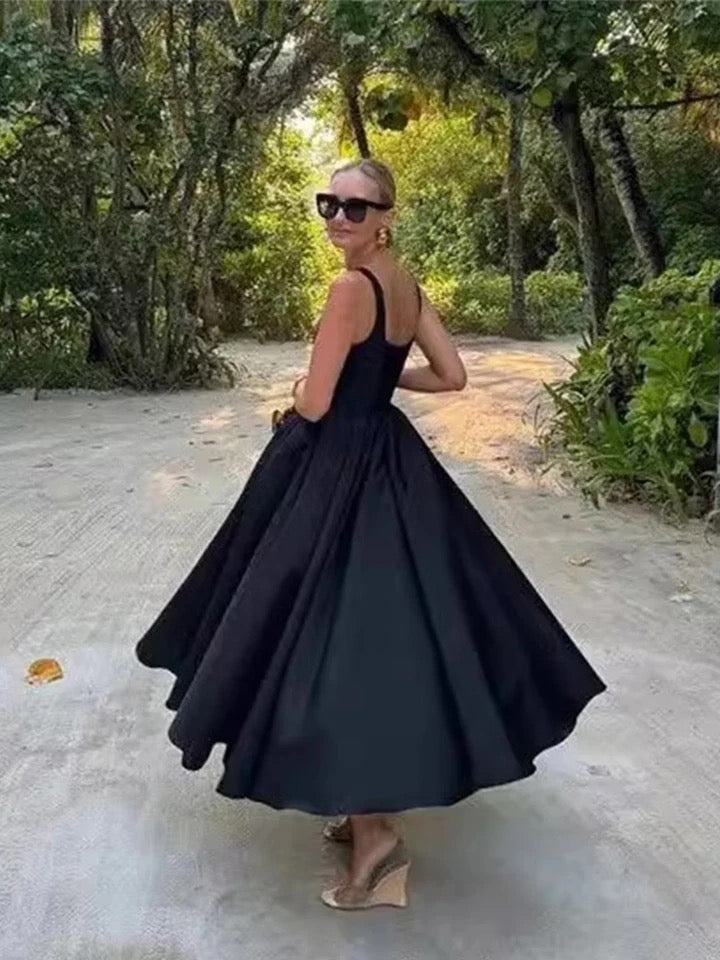 Alamode By Akanksha Rigata Holiday Statement Maxi Dress in Black - view 2