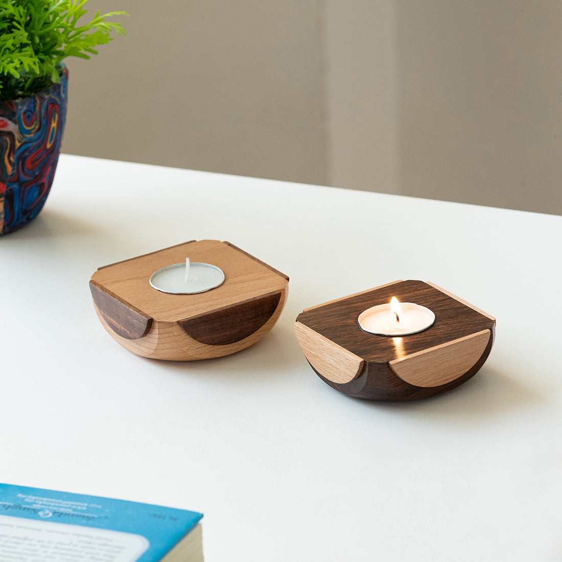 EXCLUSIVELANE 'Jugnu Chakori' Wooden Tea Light Holder (Set of 2)