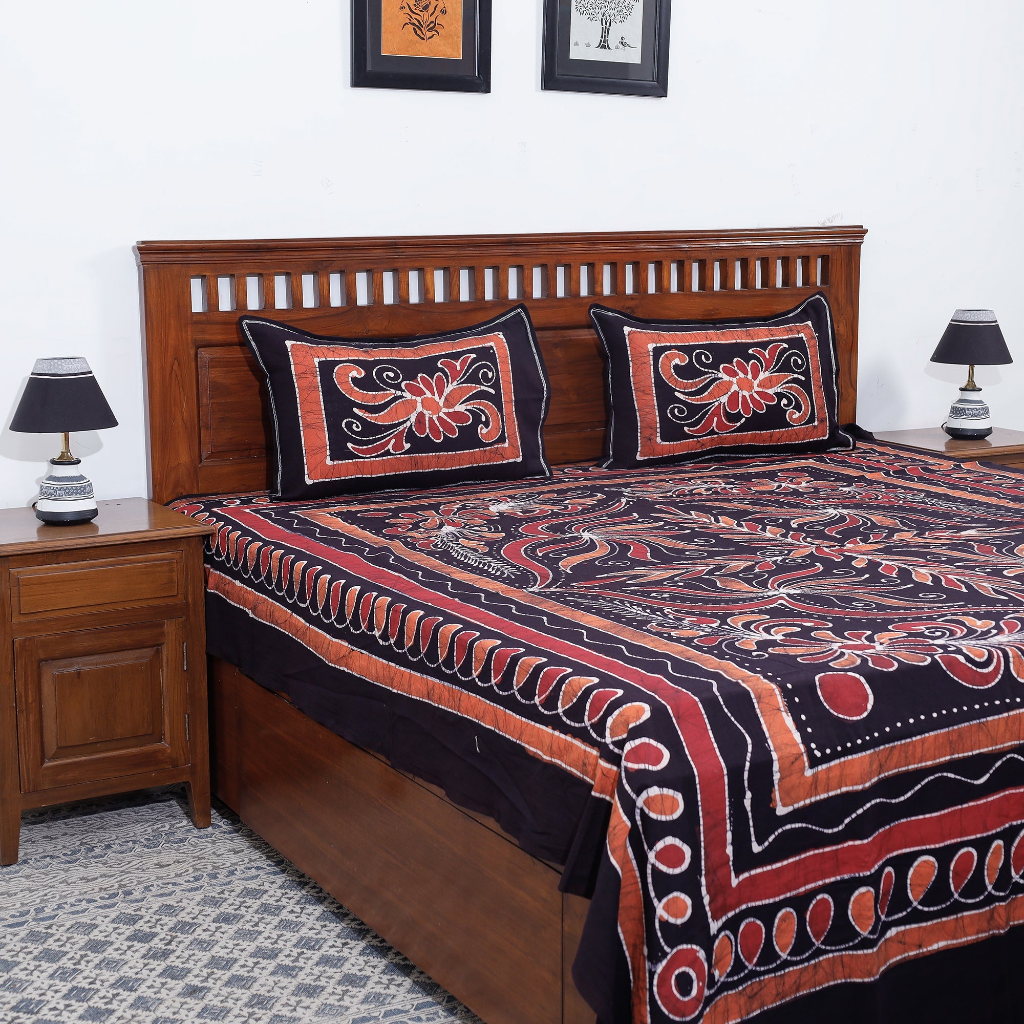 KACHCHH JI CHHAAP Black - Hand Batik Printed Cotton Double Bed Cover with Pillow Covers (104 x 90 in)