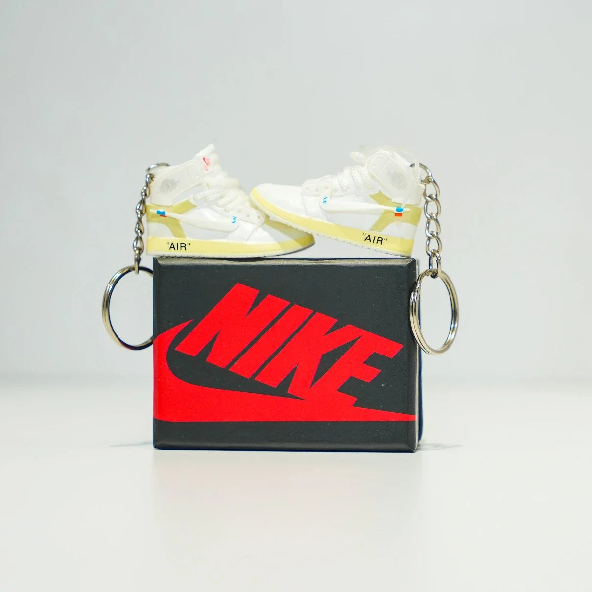 Kicks Machine 3D Sneaker Keychain With Box - AJ1 OffWhite White