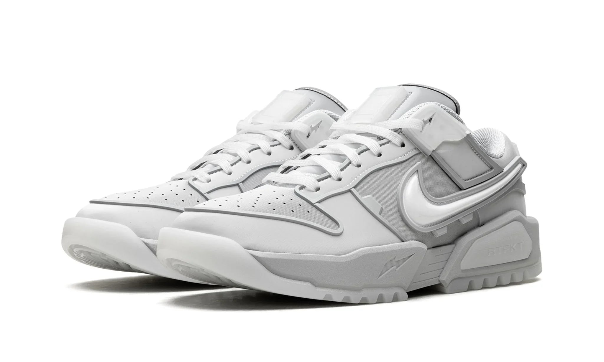 Sneaker Cafe Mumbai Nike X Rtfkt Dunk Ghost Edition - view 2