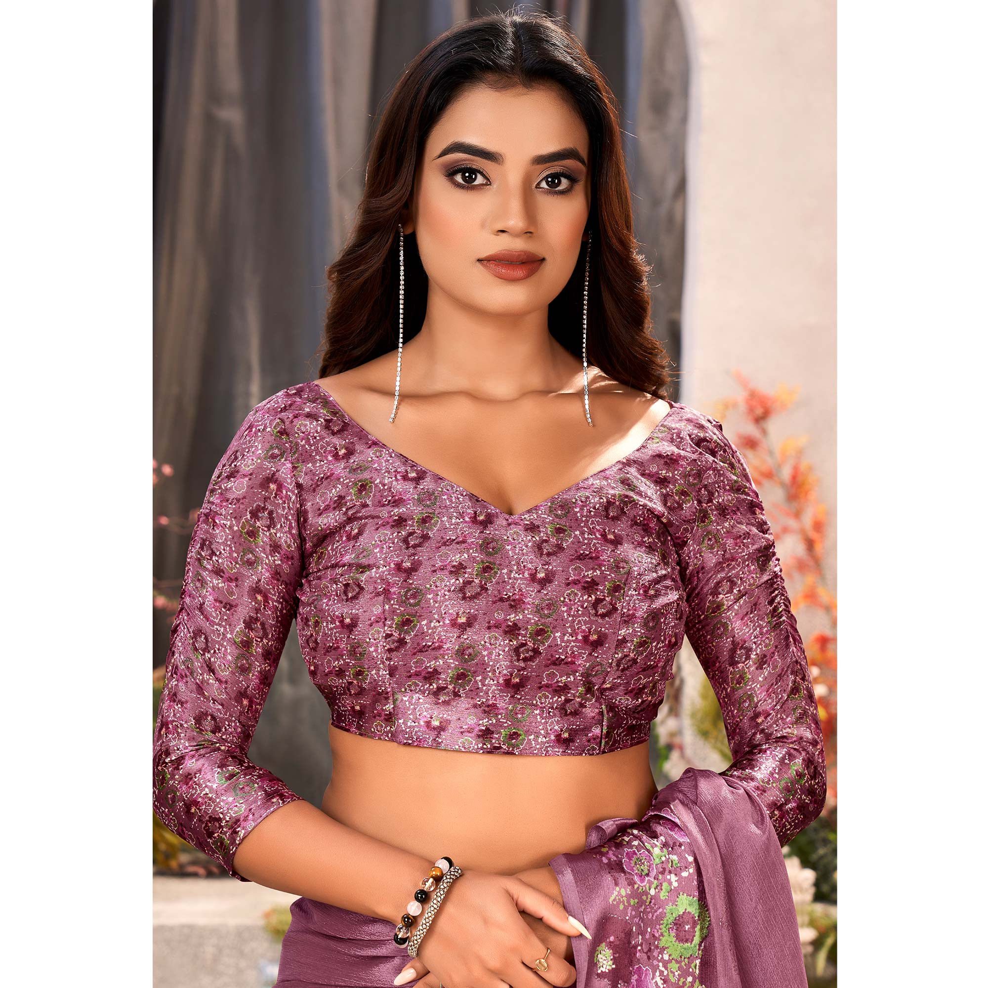 Peachmode Mauve Floral Foil Printed Chiffon Saree With Tassels - view 3