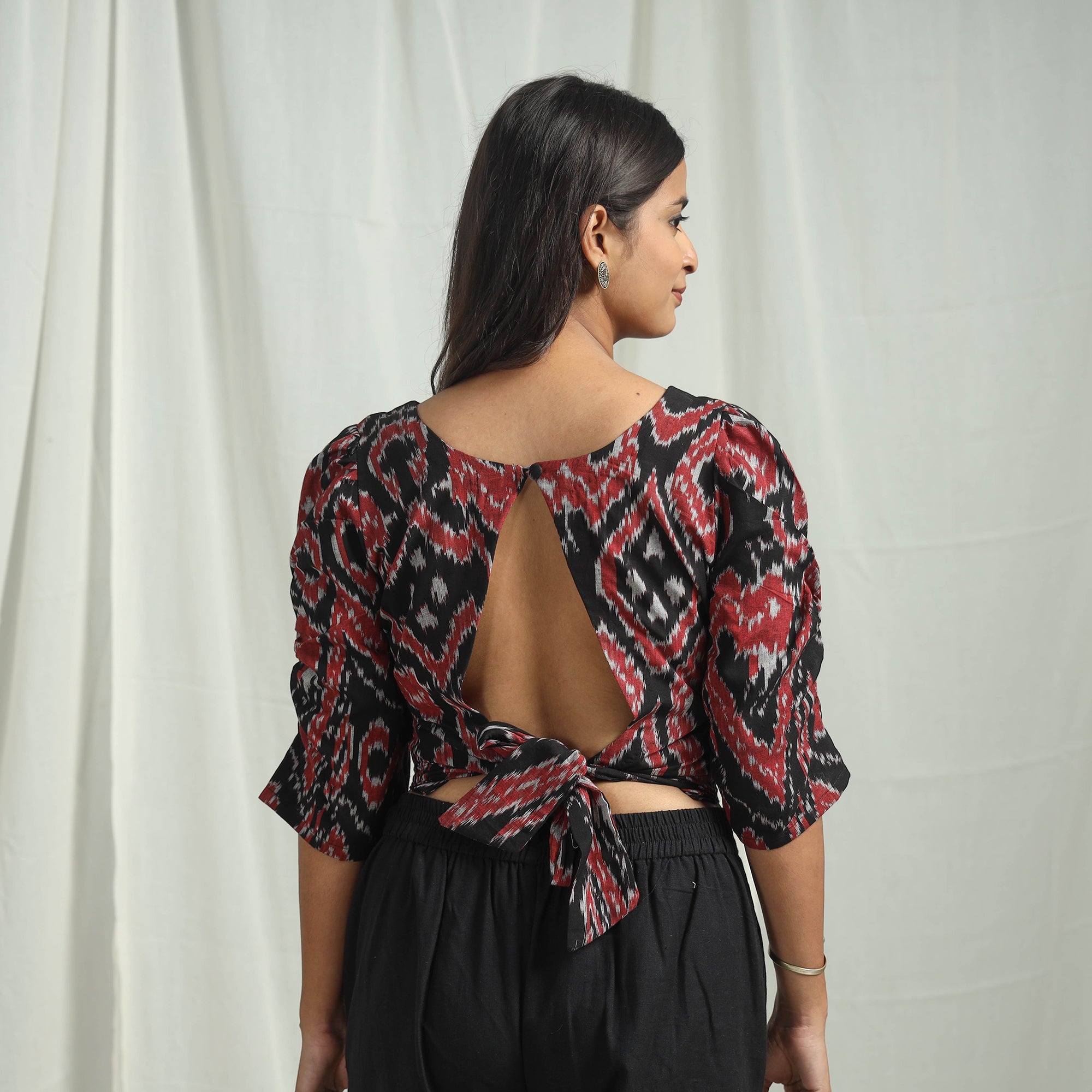 ITOKRI CASUALS Black - Handloom Cotton Central Asian Pochampally Ikat Crop Top 10 - view 6