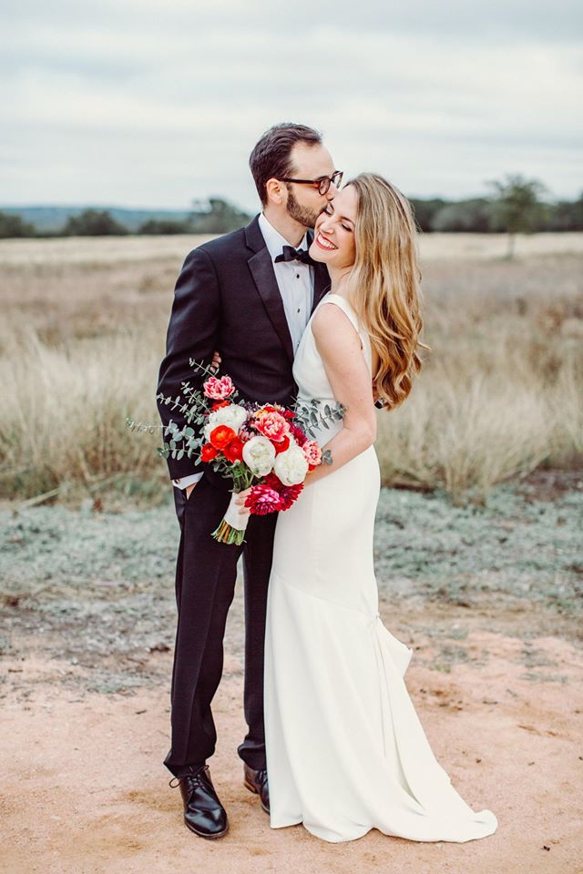fiftyflowers.com Colorful Winter Wedding - view 4